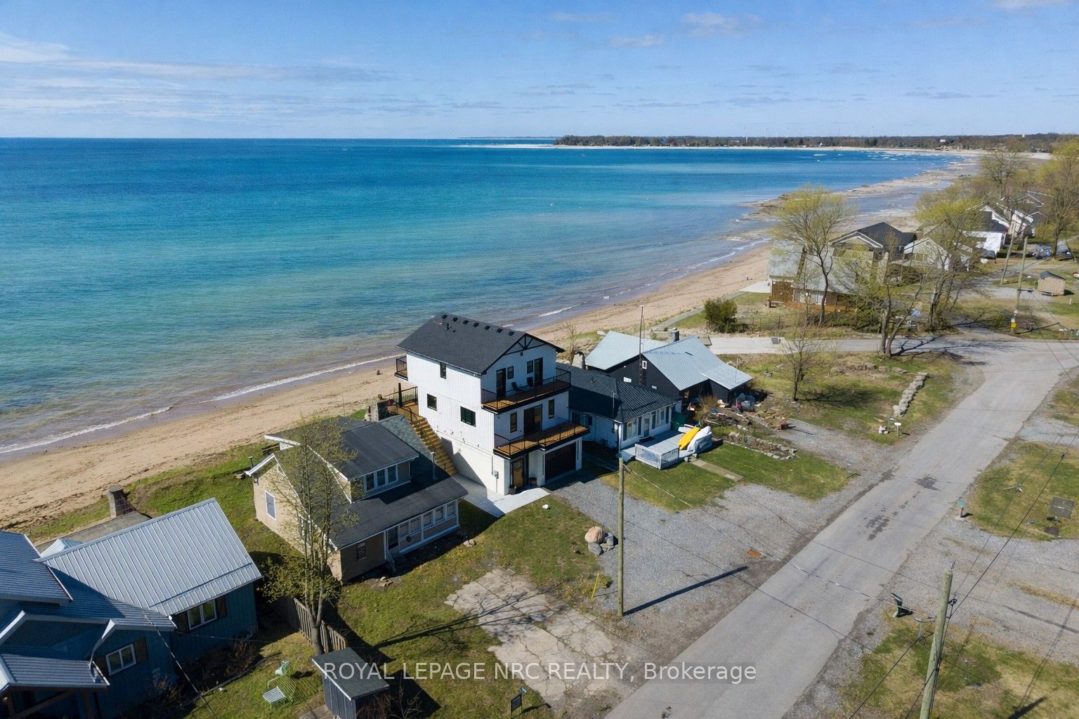 11573 Beach Road E Property Photo 7