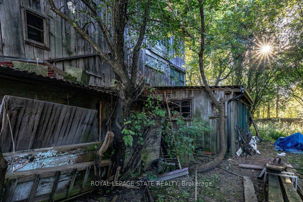 961 Lower Lions Club Road Property Photo 26