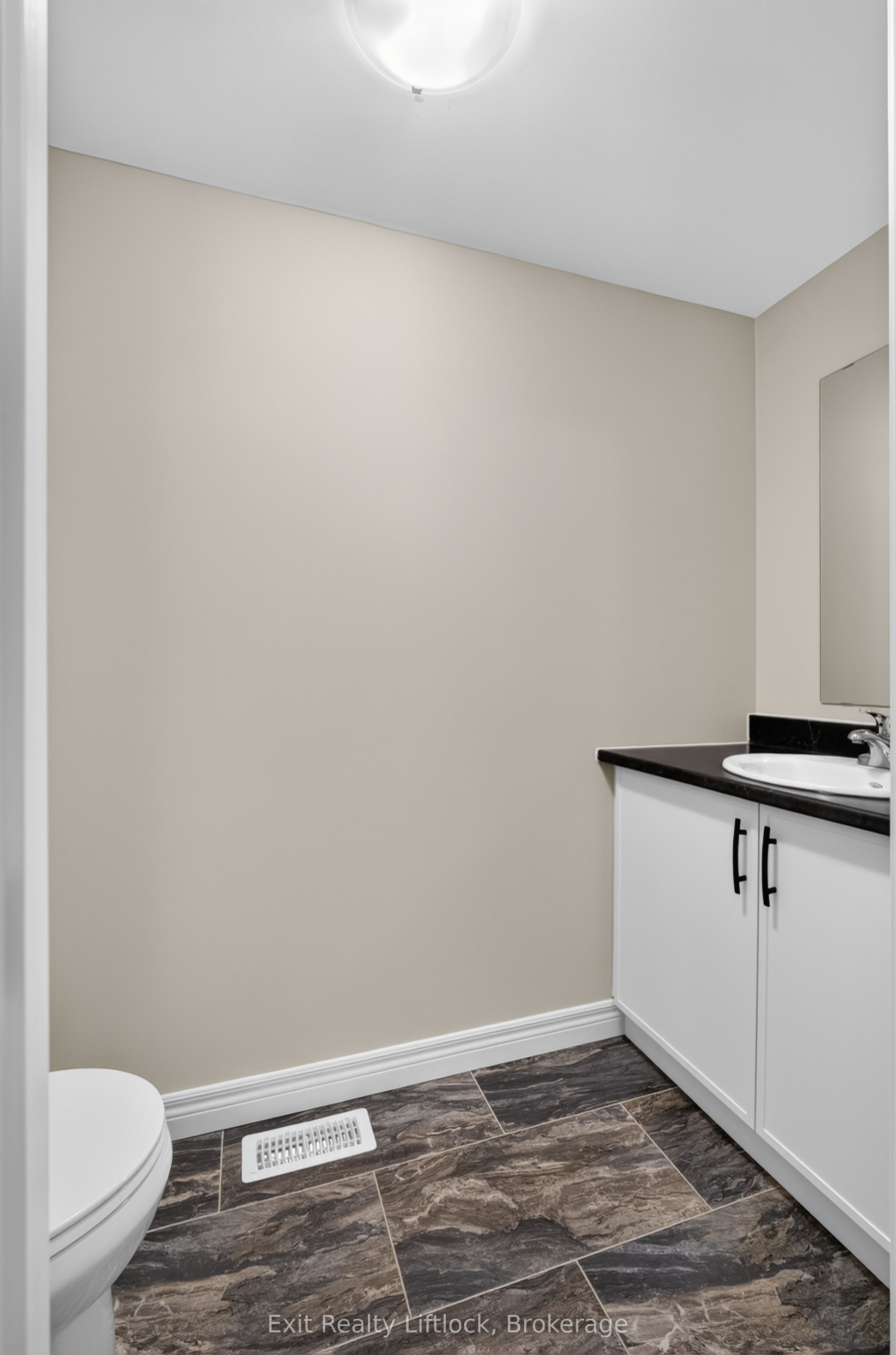 224 O'neil Street Property Photo 19