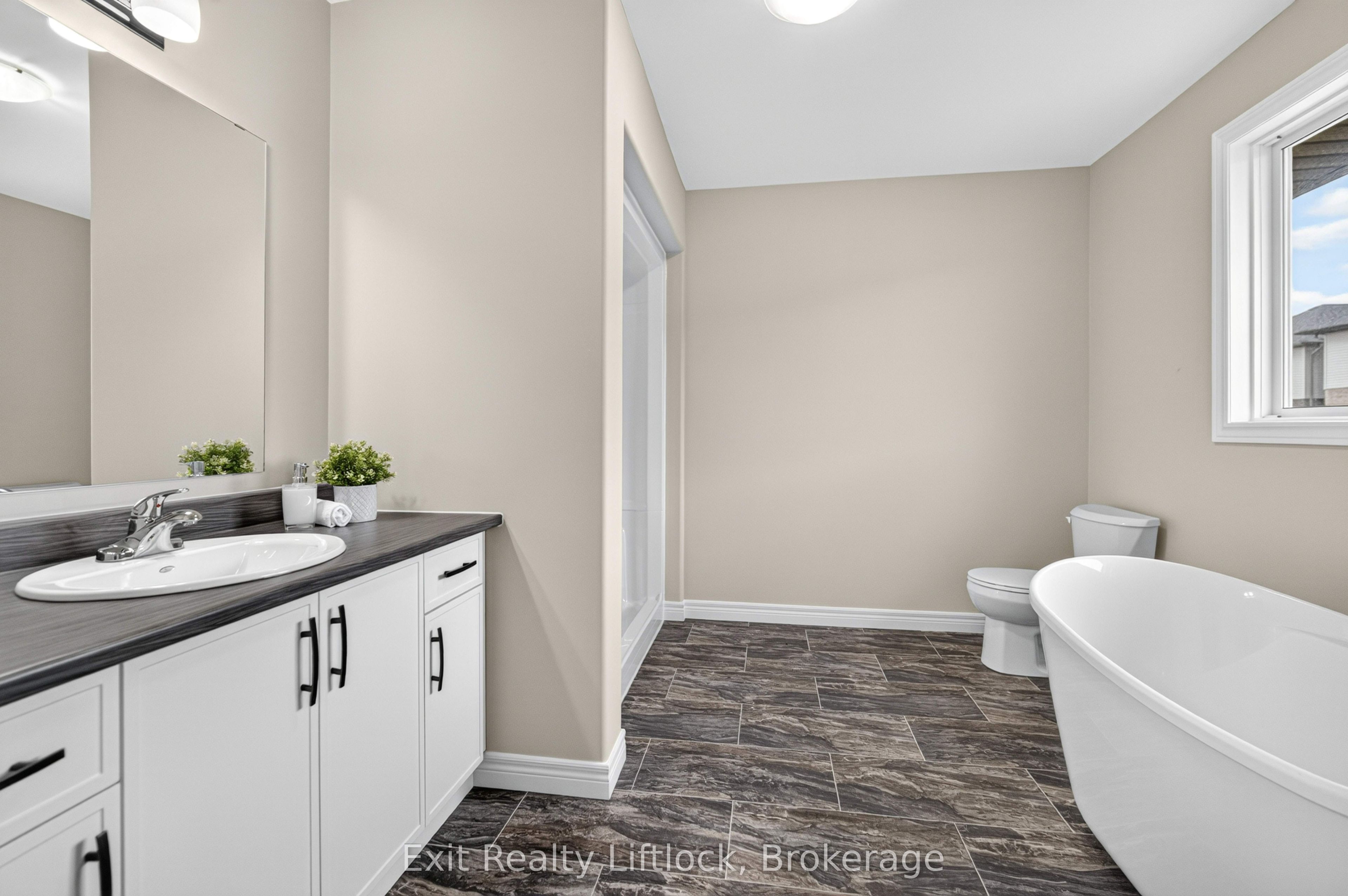 224 O'neil Street Property Photo 26