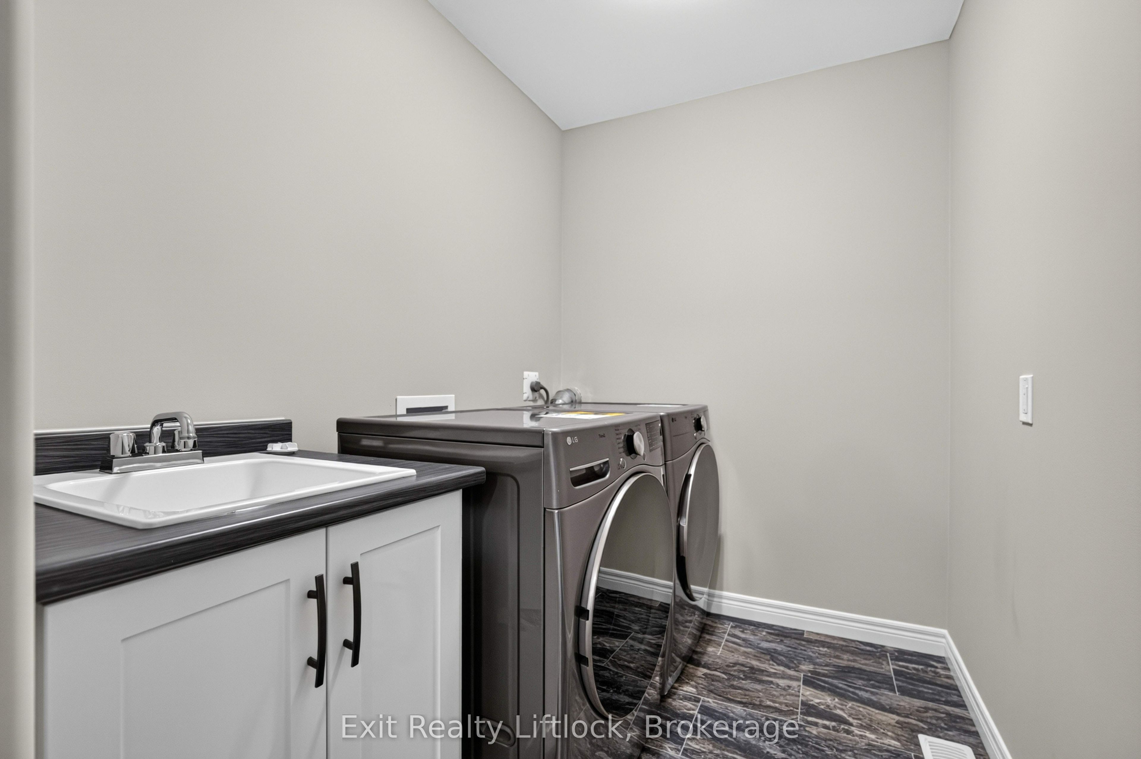 224 O'neil Street Property Photo 38