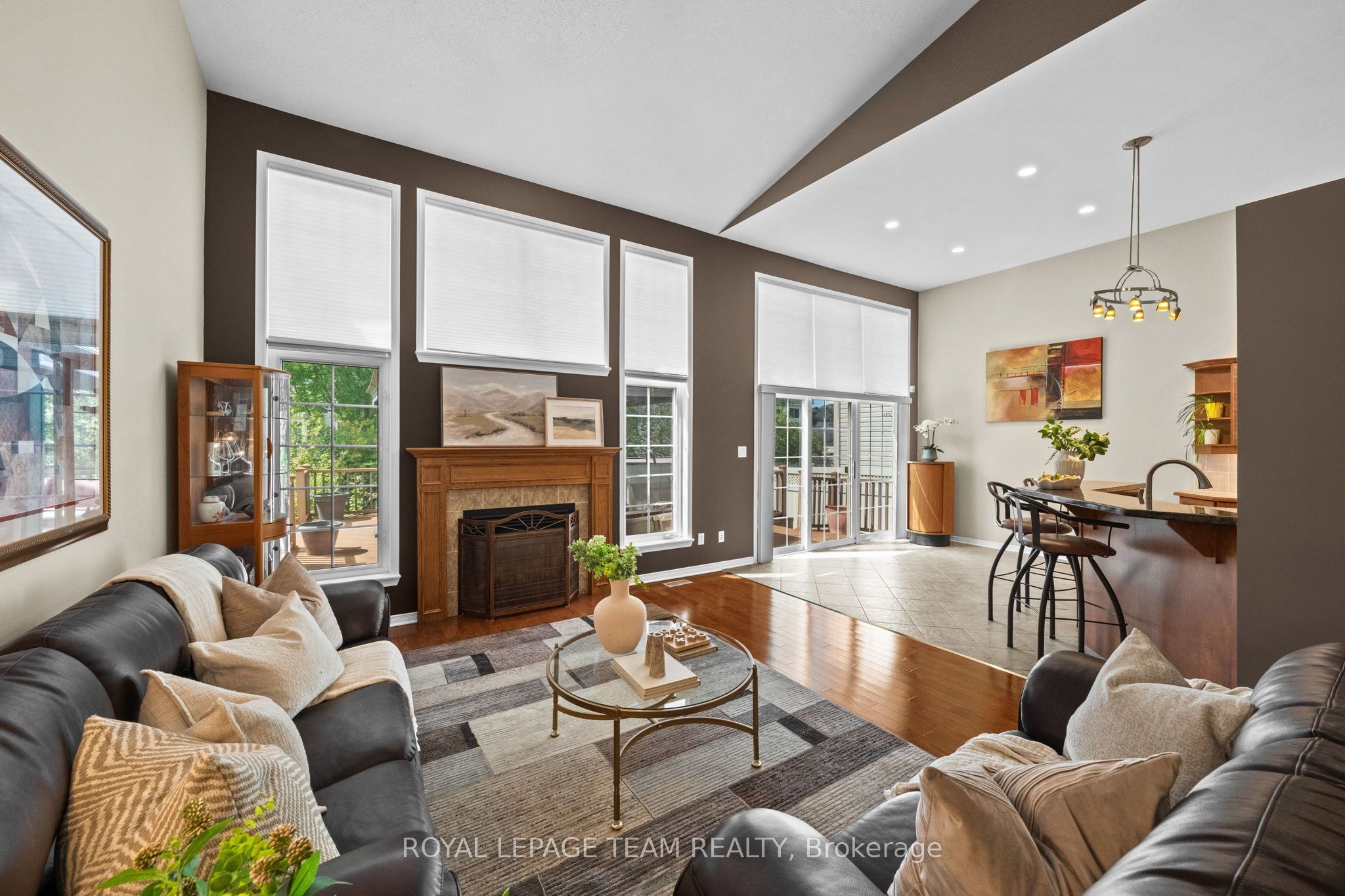 6 Knotwood Court Property Photo 11