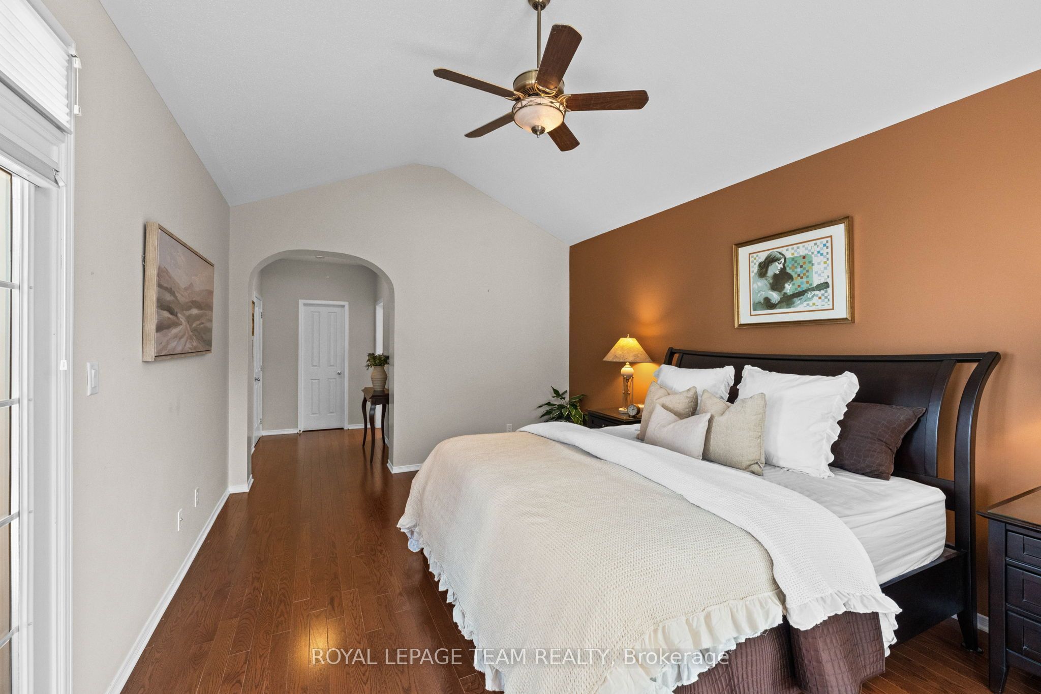 6 Knotwood Court Property Photo 22