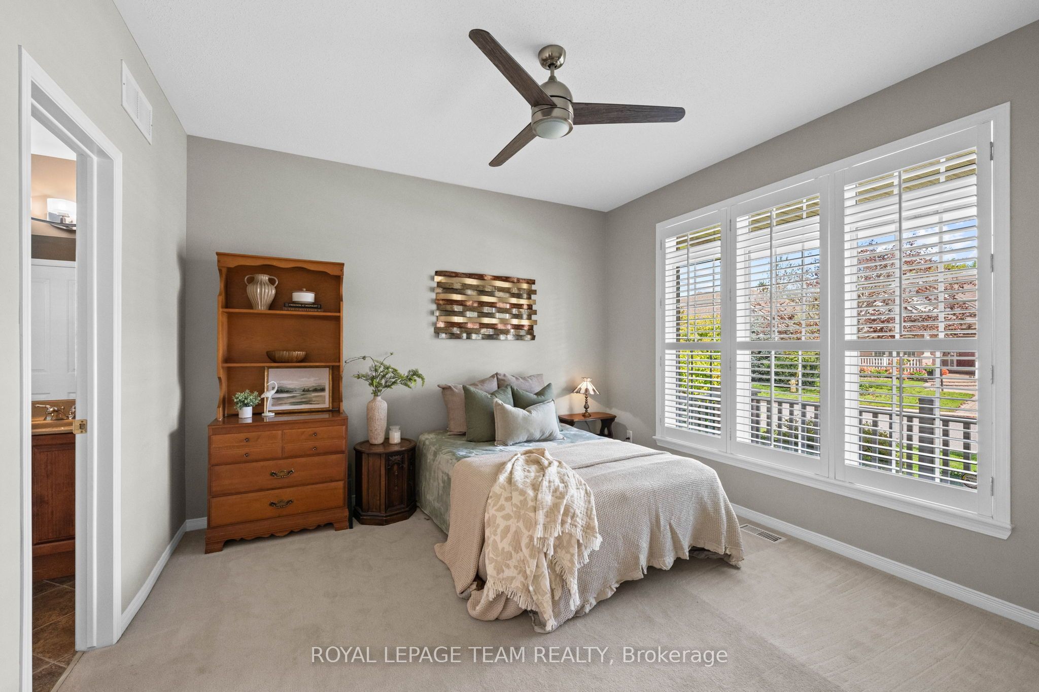 6 Knotwood Court Property Photo 27