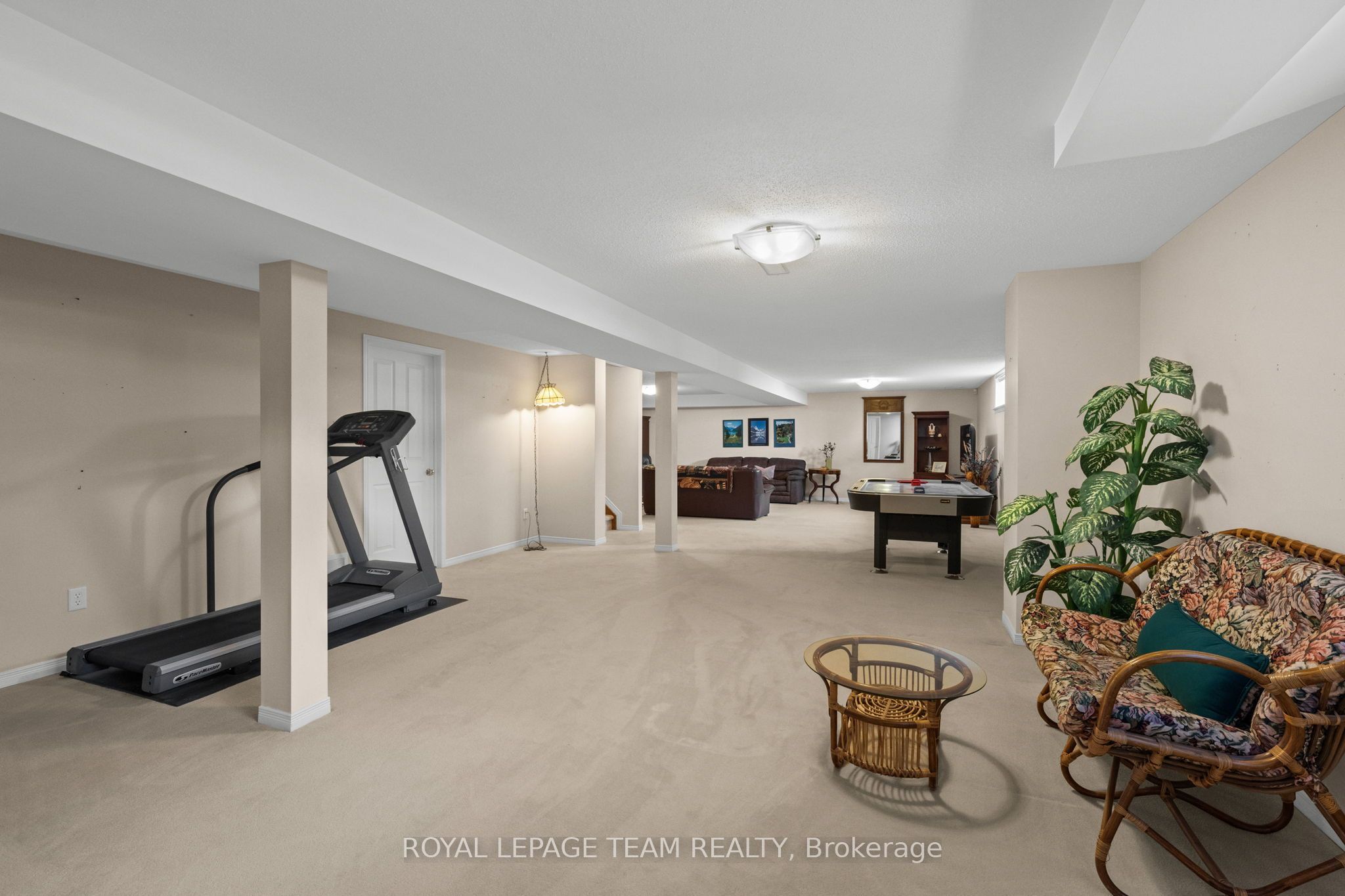 6 Knotwood Court Property Photo 32