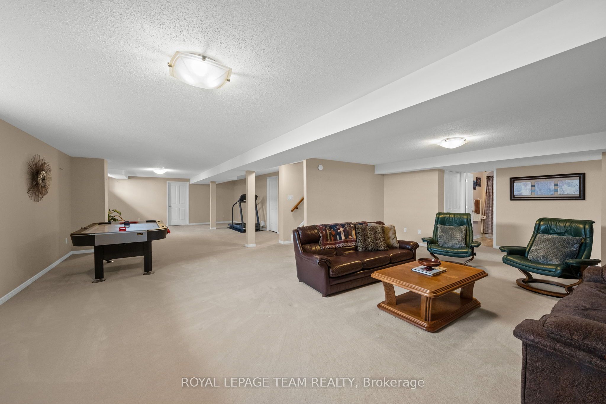 6 Knotwood Court Property Photo 33
