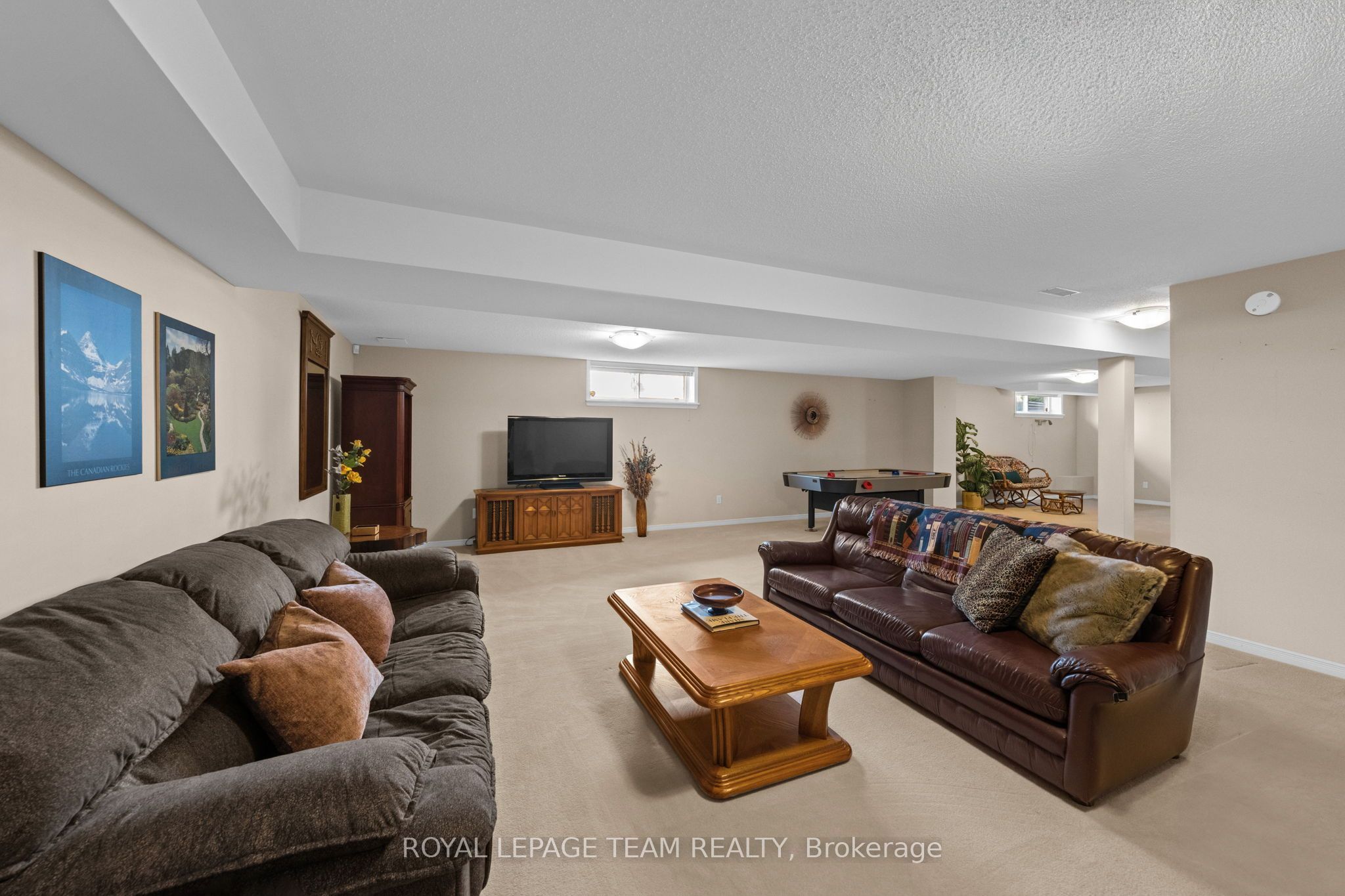 6 Knotwood Court Property Photo 34