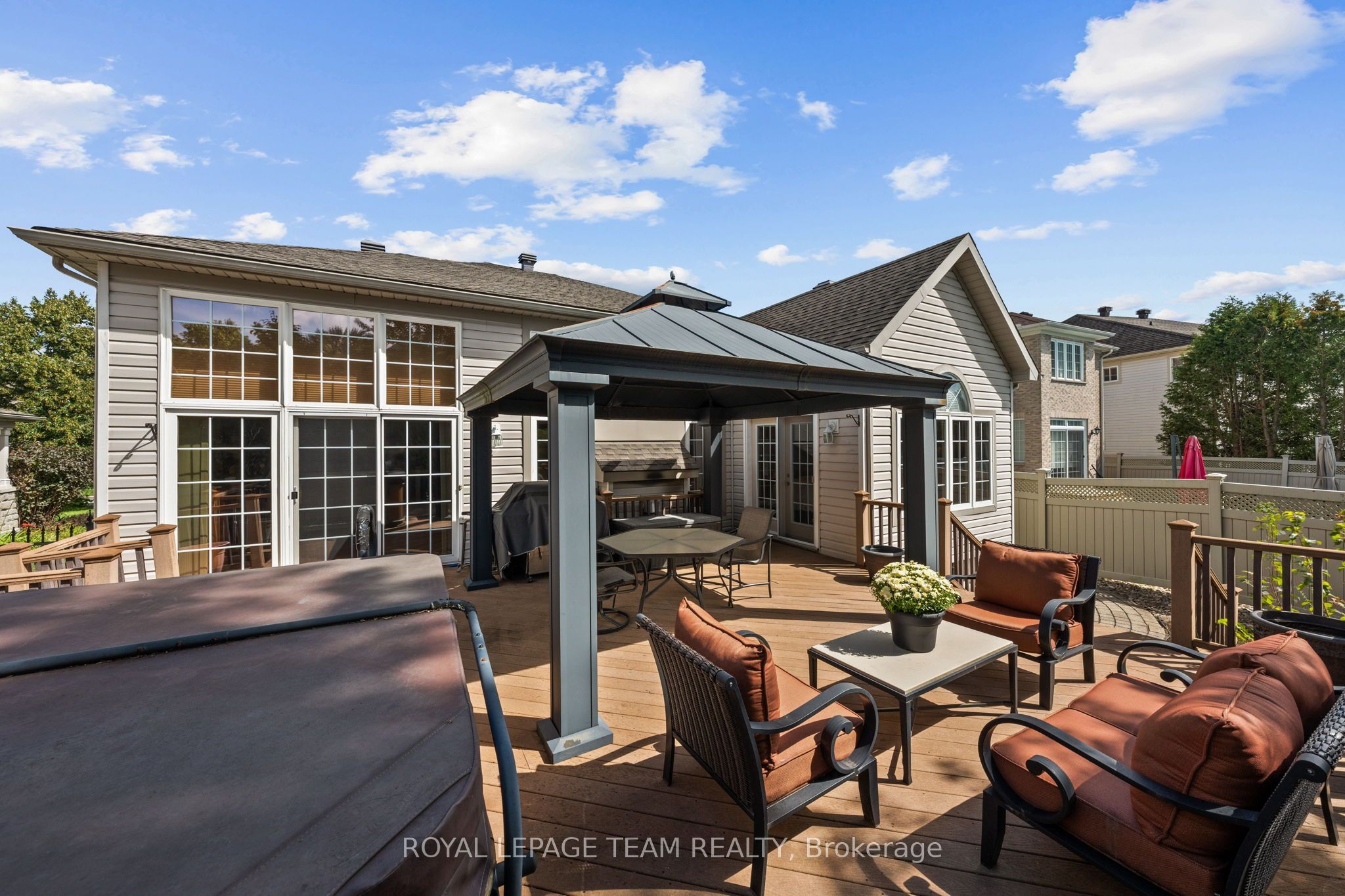 6 Knotwood Court Property Photo 40