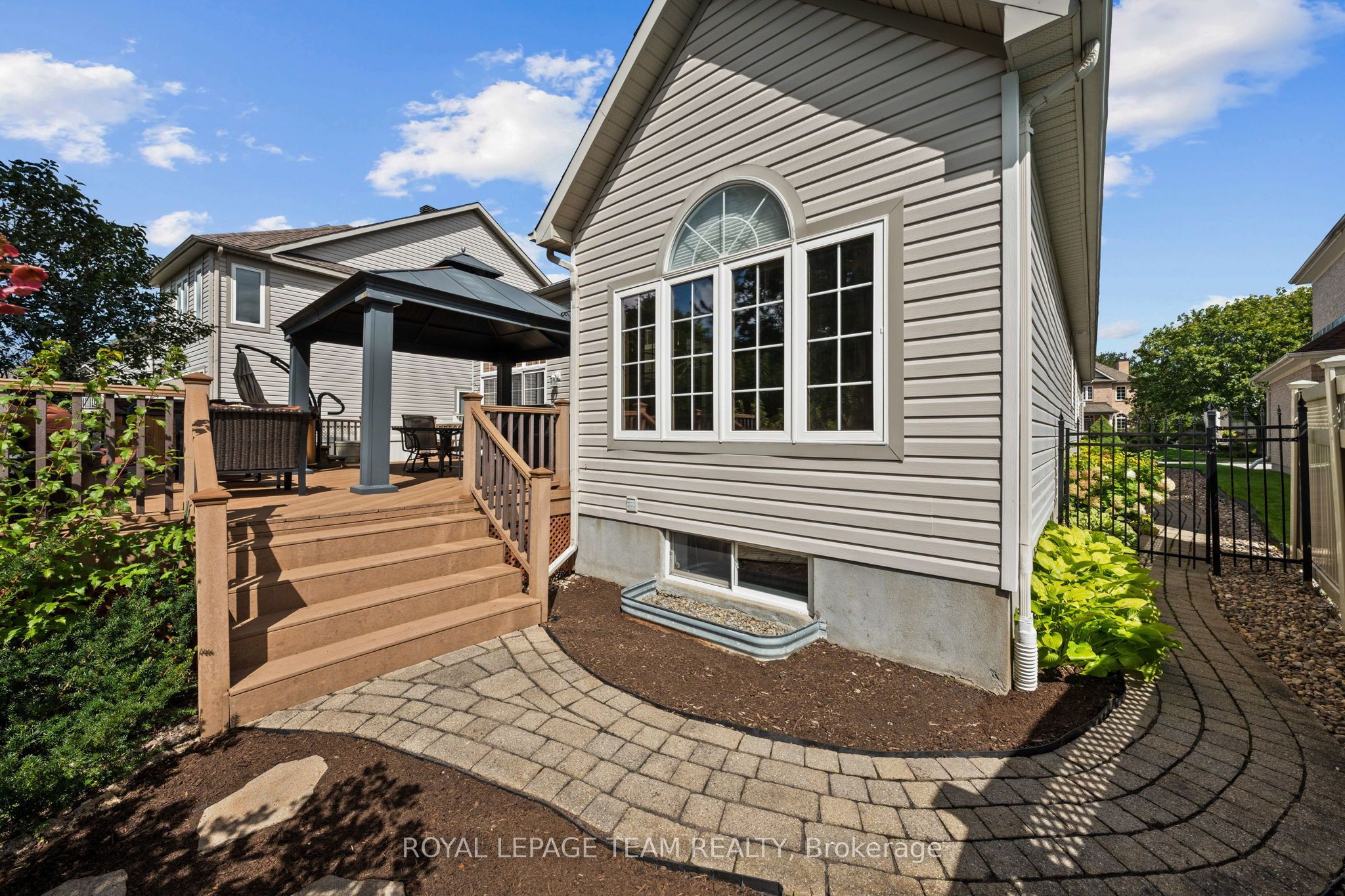 6 Knotwood Court Property Photo 43