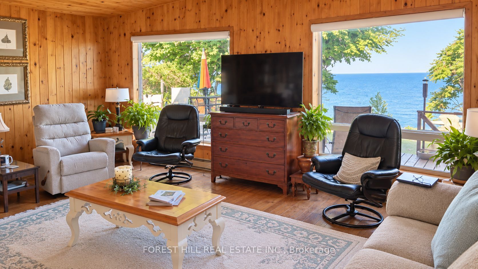 72187 Lake Shore Drive Property Photo 7