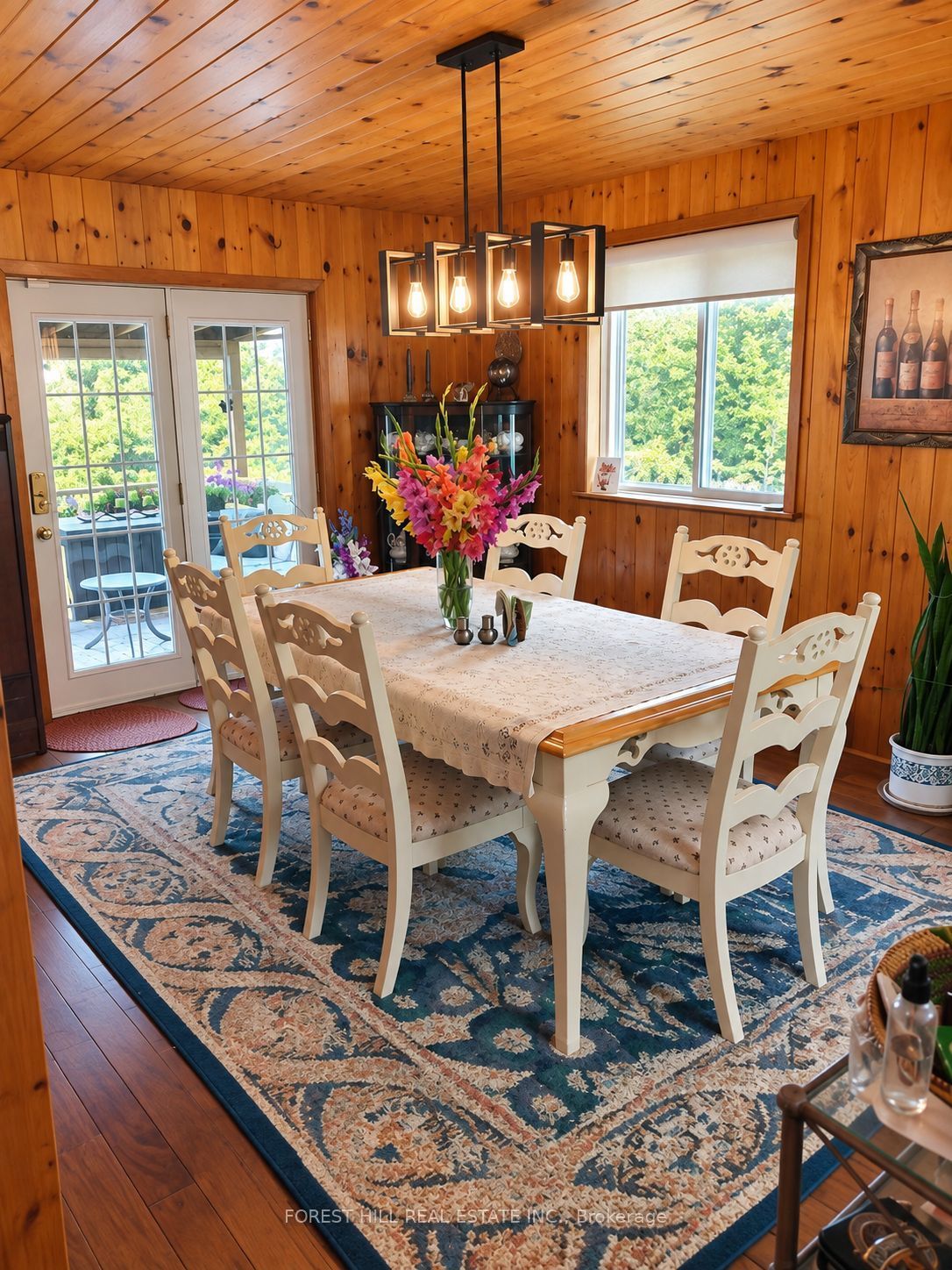 72187 Lake Shore Drive Property Photo 9