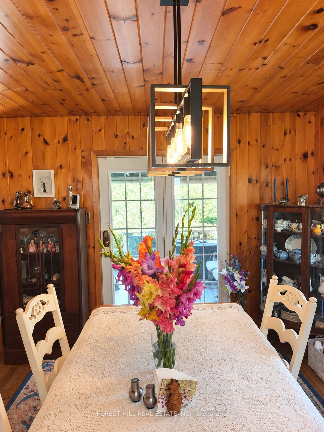 72187 Lake Shore Drive Property Photo 10