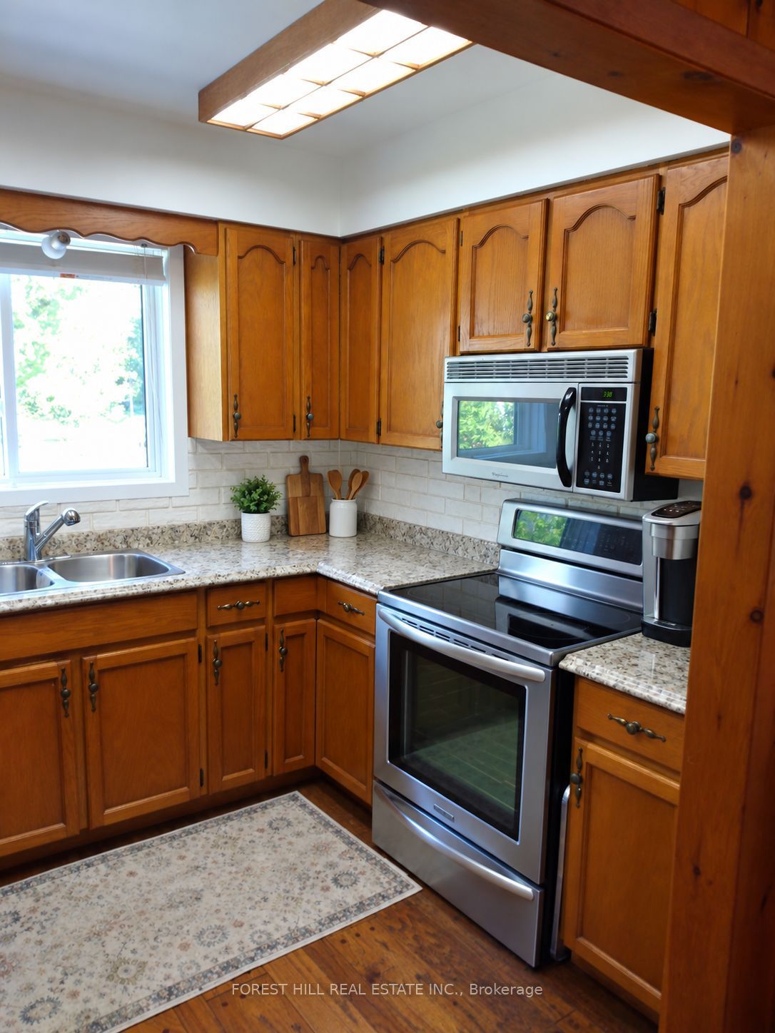 72187 Lake Shore Drive Property Photo 12