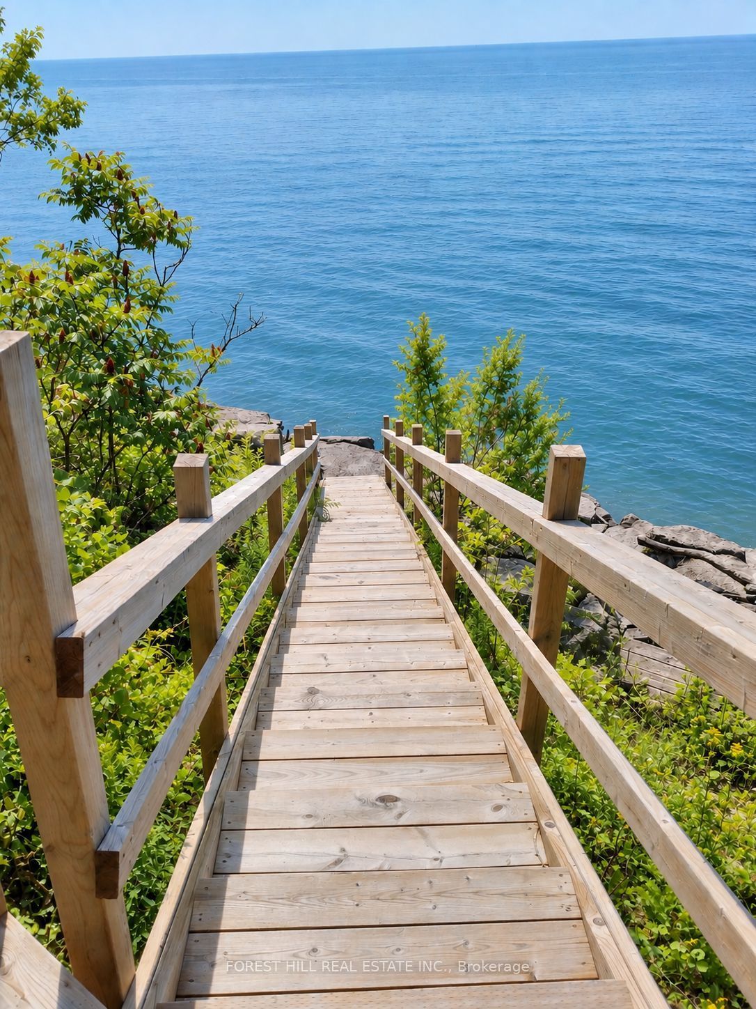 72187 Lake Shore Drive Property Photo 43