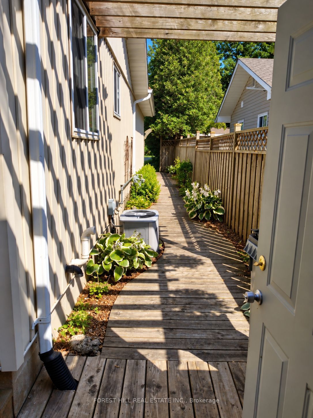 72187 Lake Shore Drive Property Photo 48