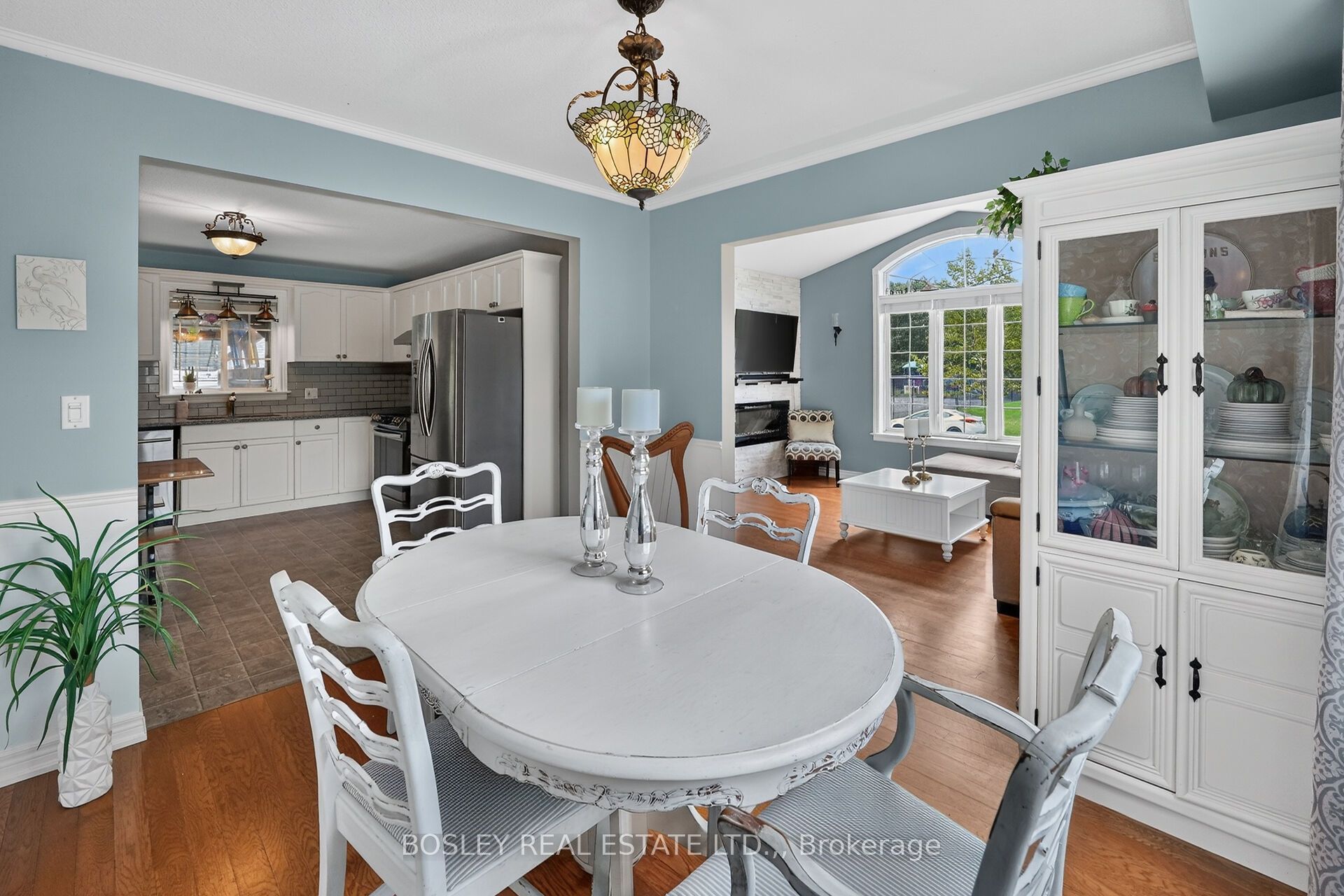 3772 Elm Street Property Photo 6
