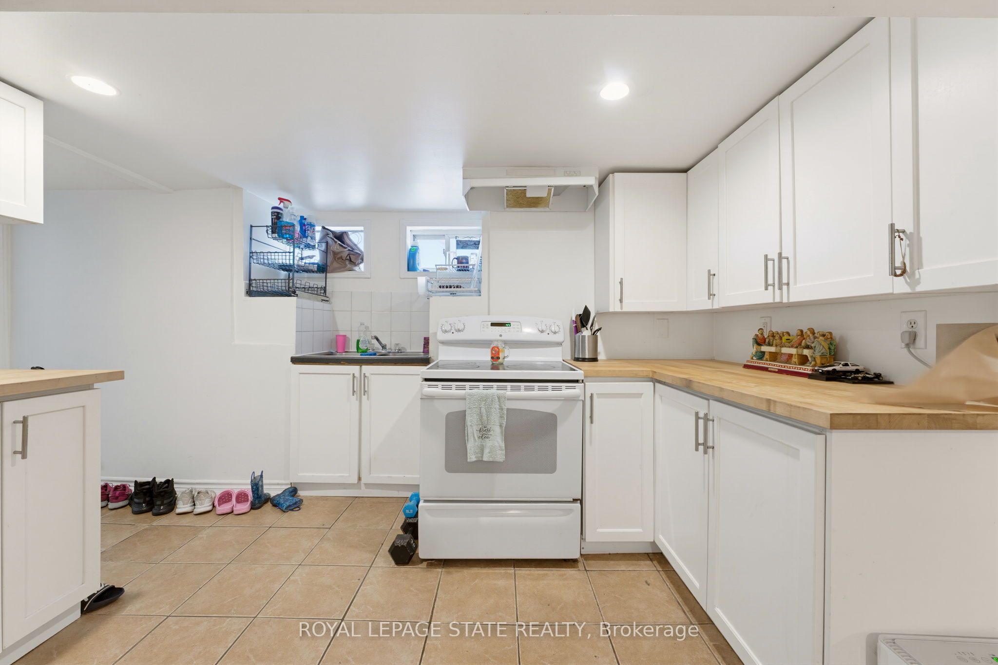 113 Wentworth Street S Property Photo 13