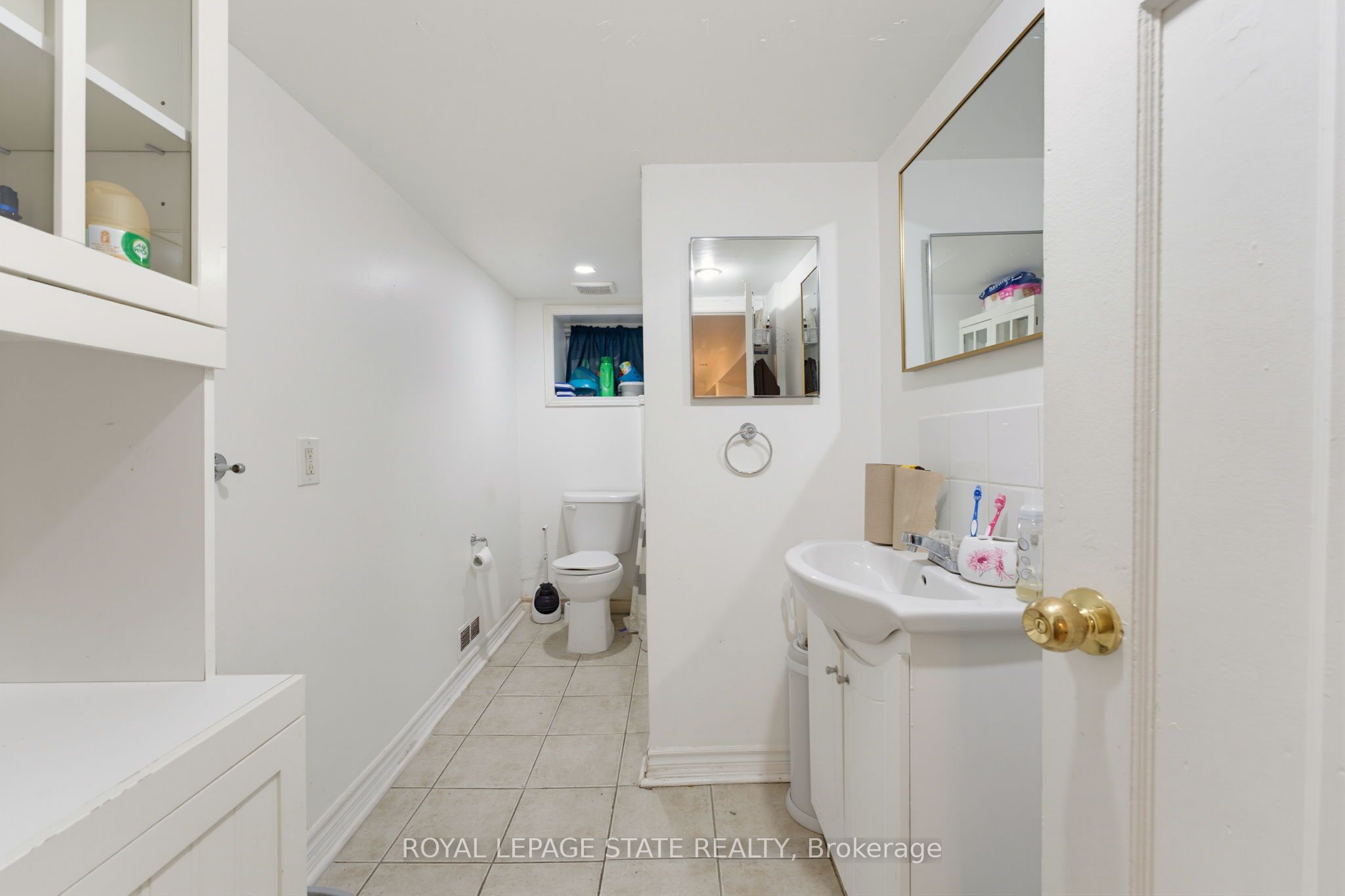 113 Wentworth Street S Property Photo 21