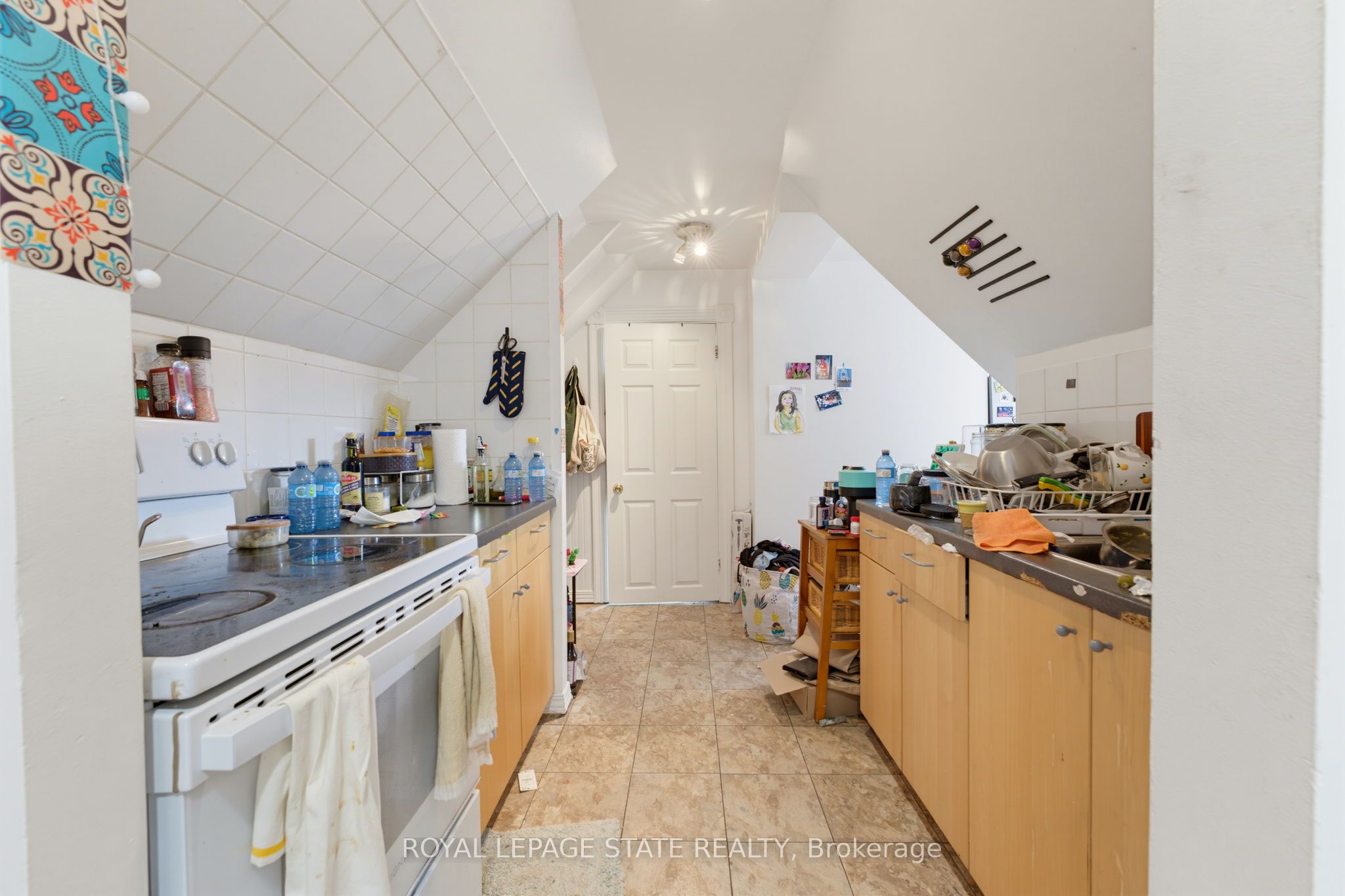 113 Wentworth Street S Property Photo 37