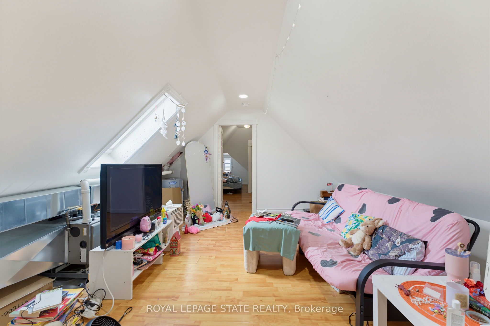 113 Wentworth Street S Property Photo 40