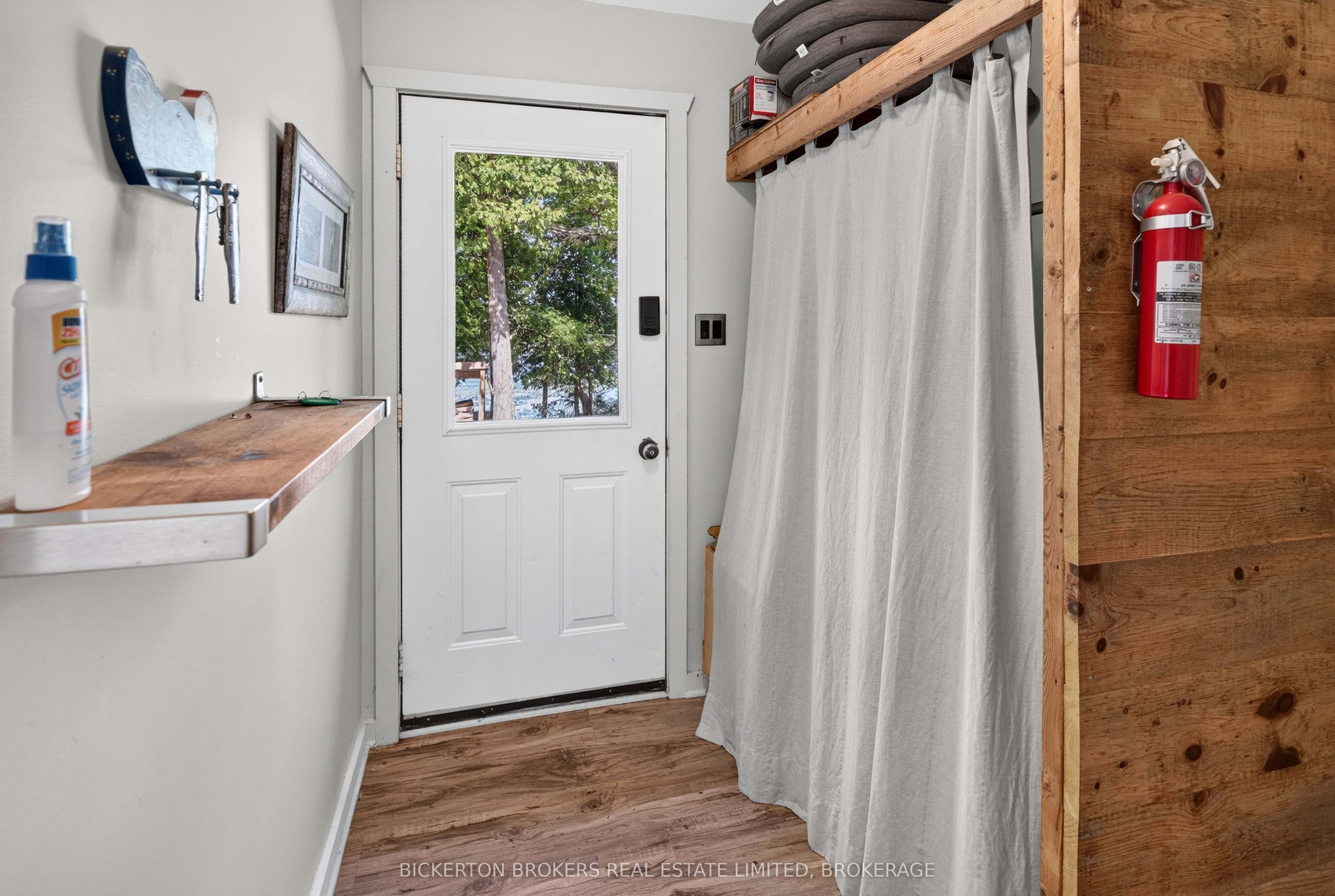 2 Ub6a Road Property Photo 14