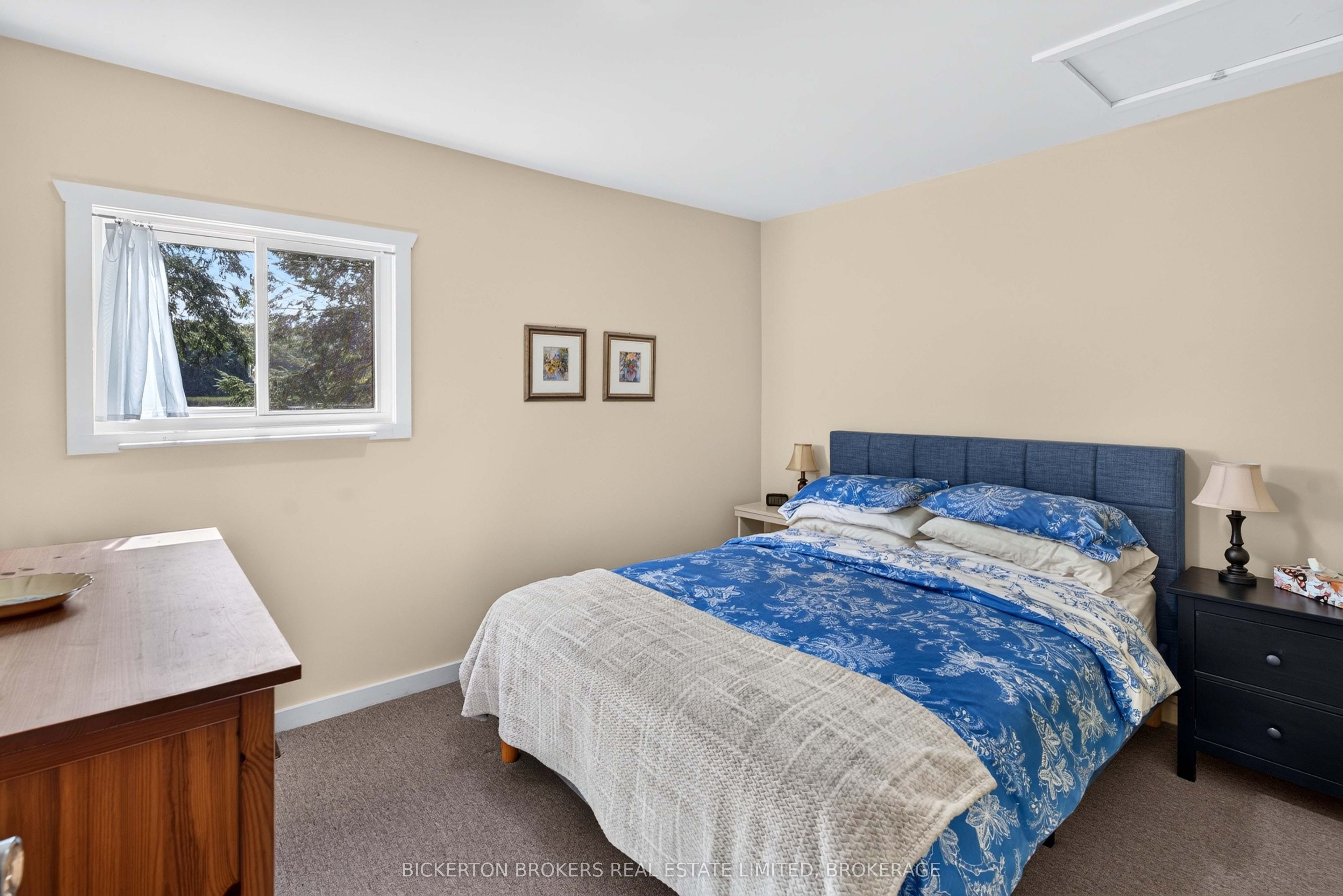 2 Ub6a Road Property Photo 28