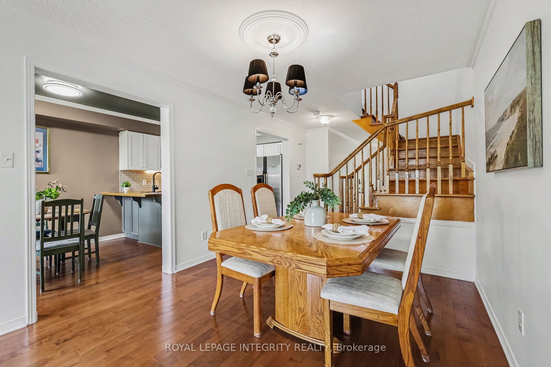 102 Hawktree Ridge Property Photo 6