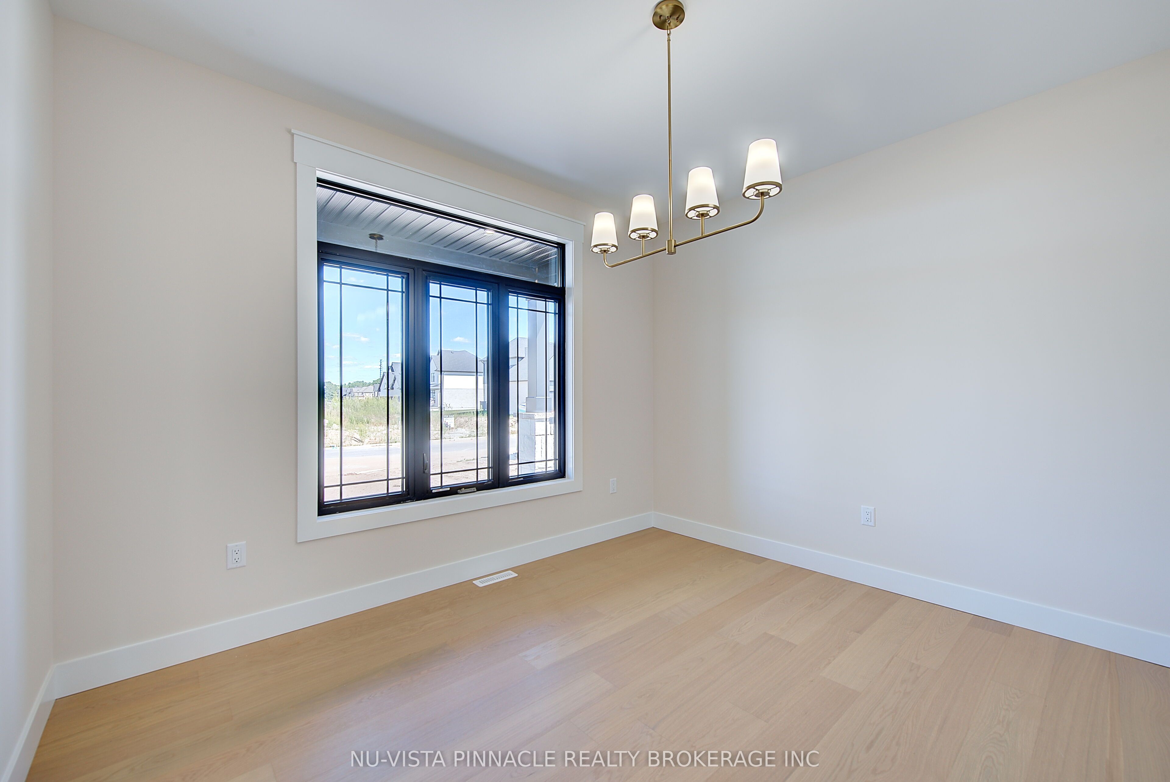 77 Basil Crescent Property Photo 7