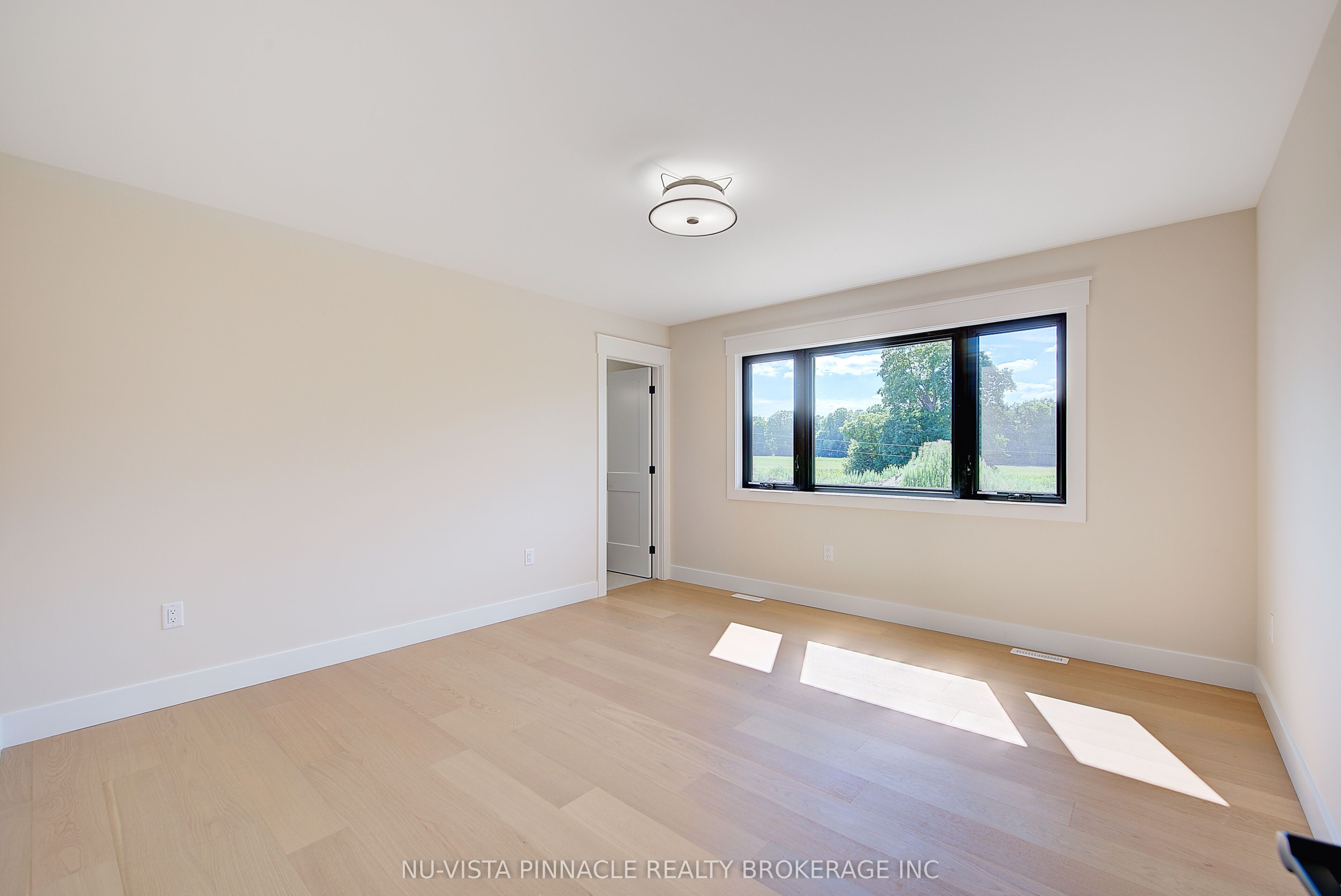 77 Basil Crescent Property Photo 27