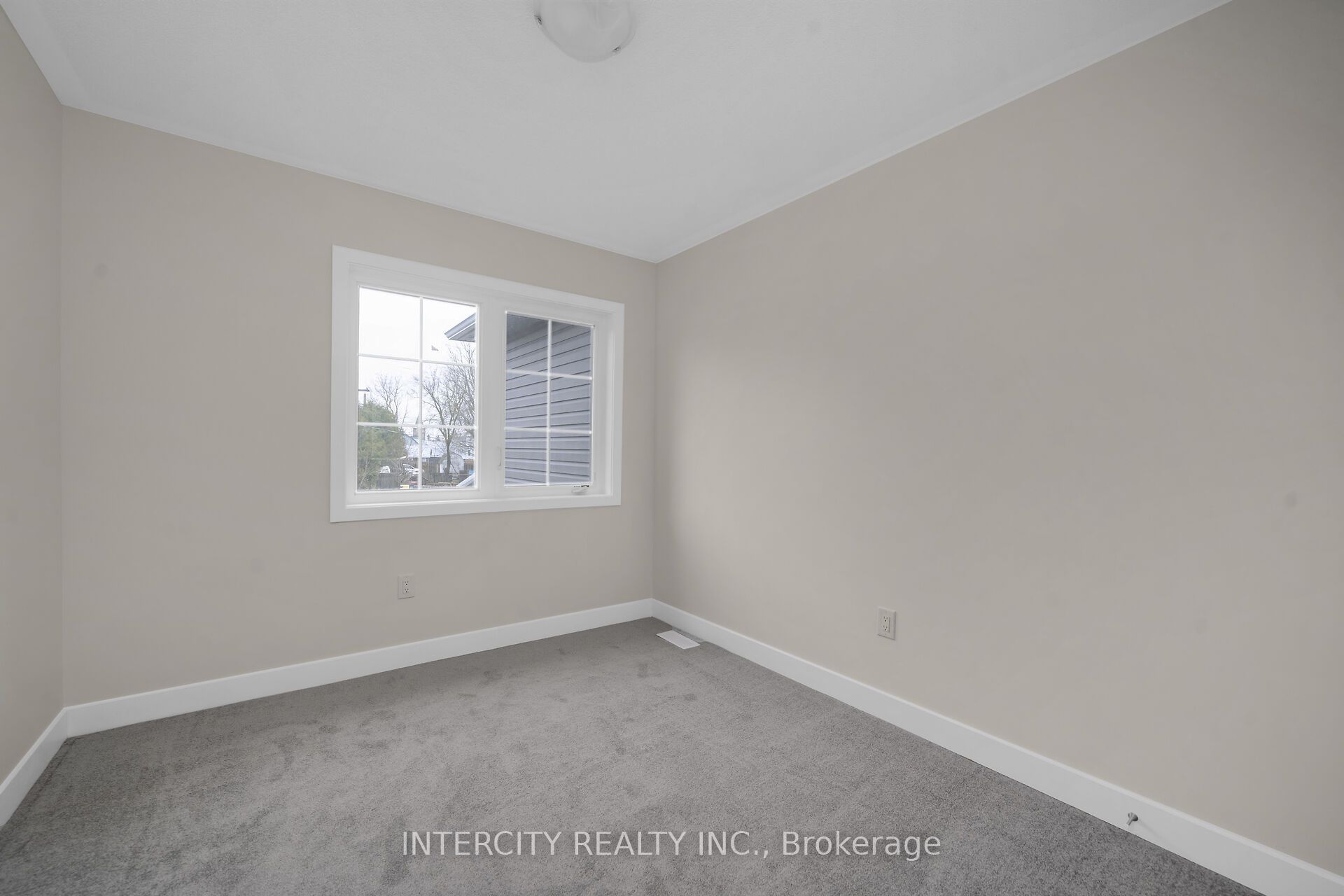 100 Walden Drive Blk 7 Unit 3 Property Photo 22