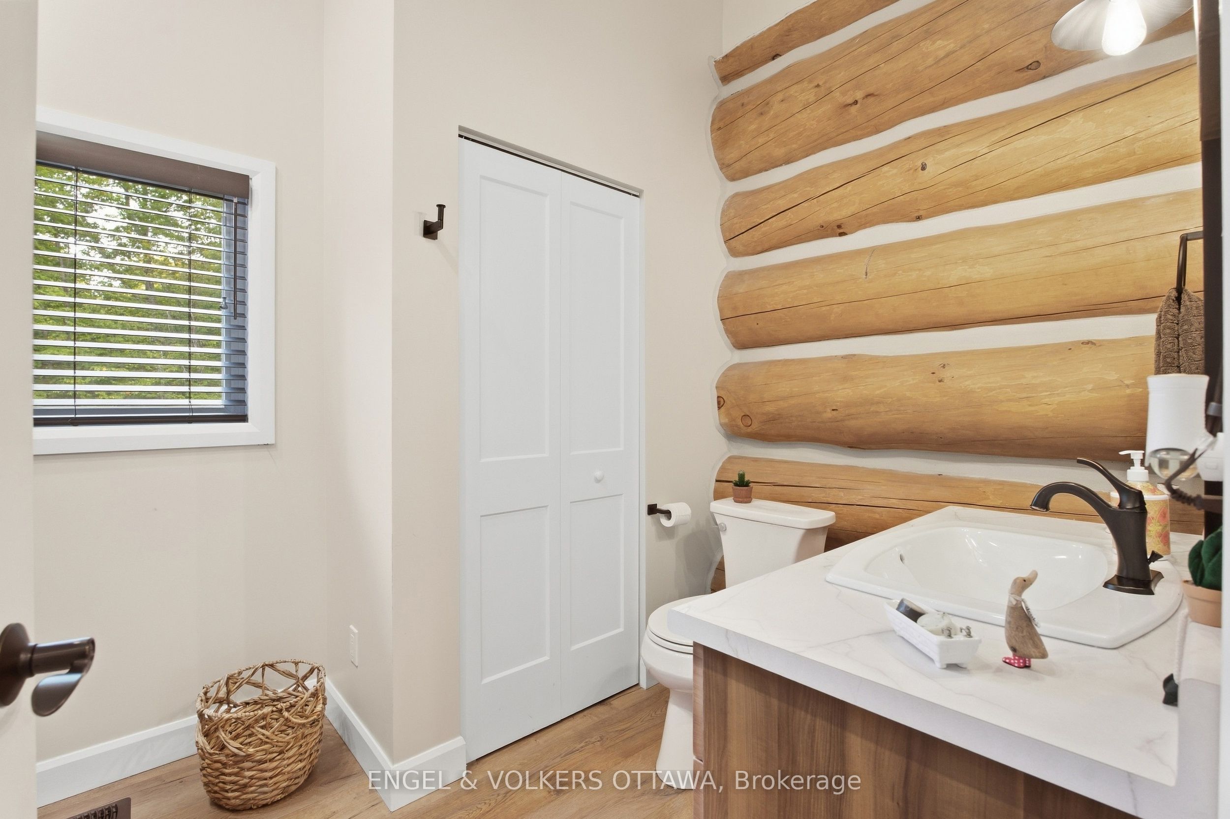 935 Kippen Road Property Photo 19