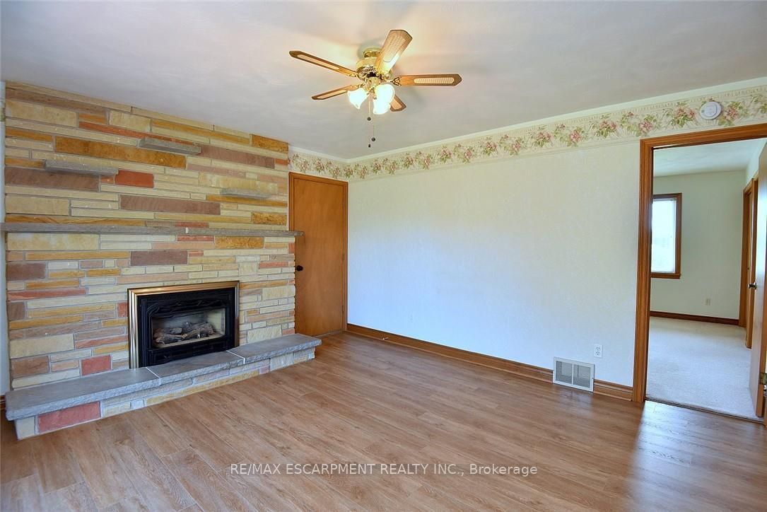 2407 Caistor Centre Road Property Photo 14