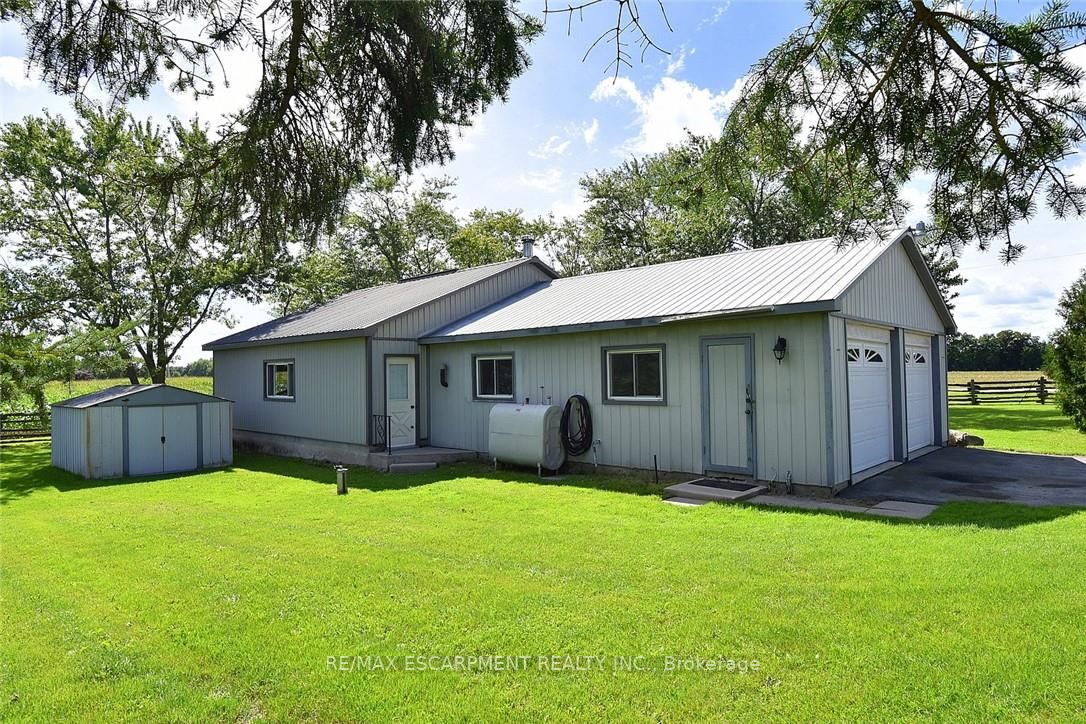 2407 Caistor Centre Road Property Photo 41