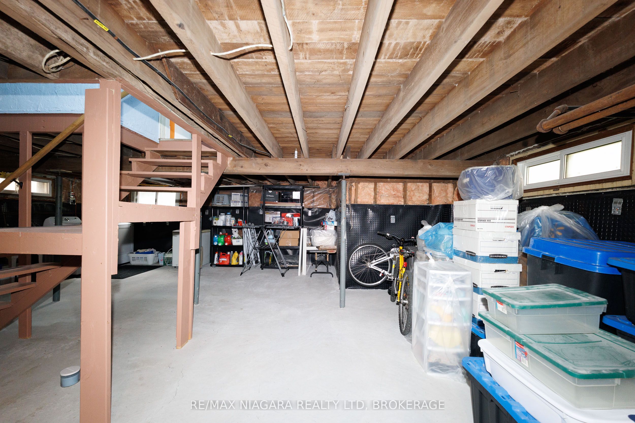 4864 Simcoe Street Property Photo 31