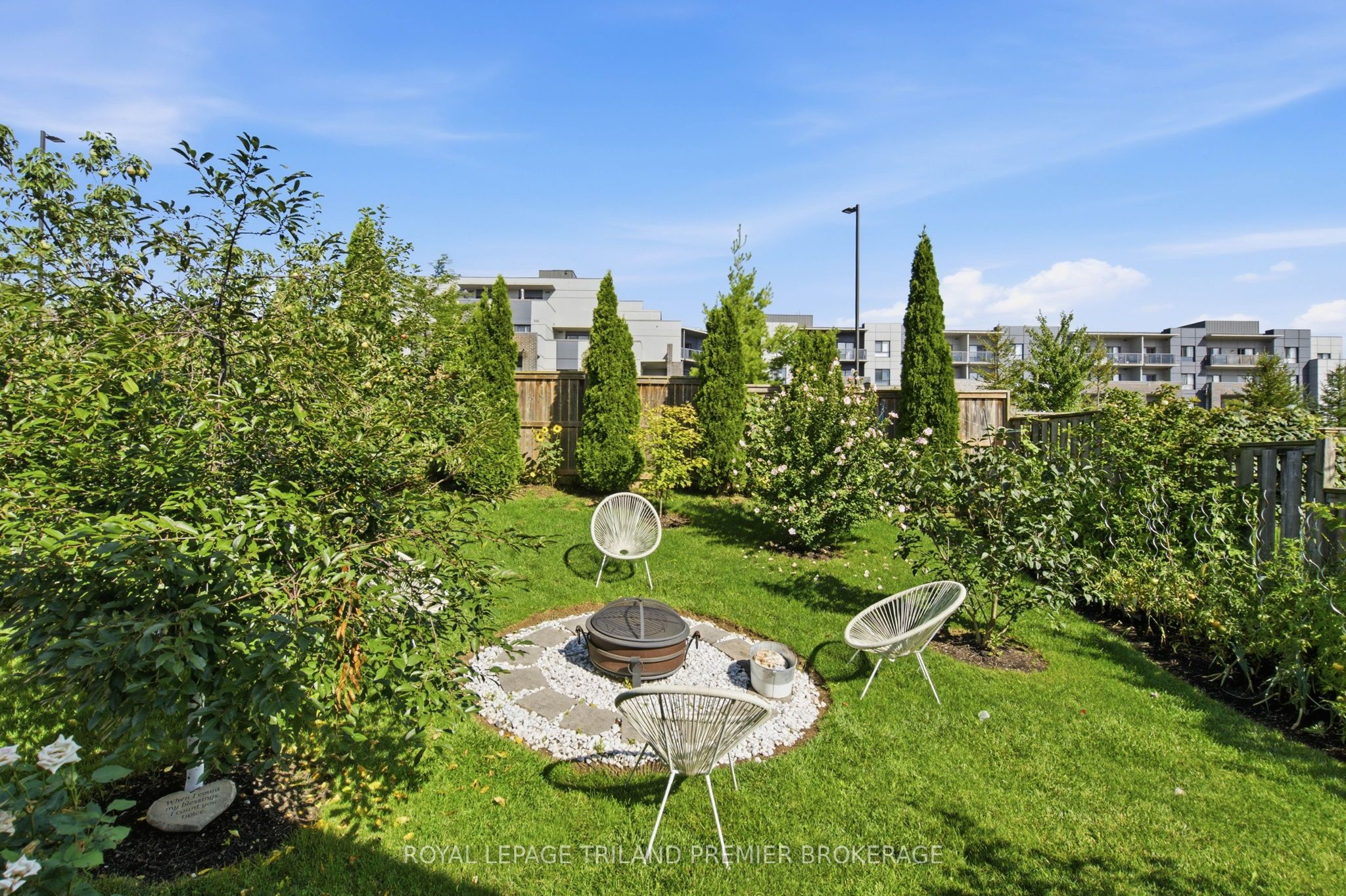 570 Garibaldi Avenue Property Photo 40