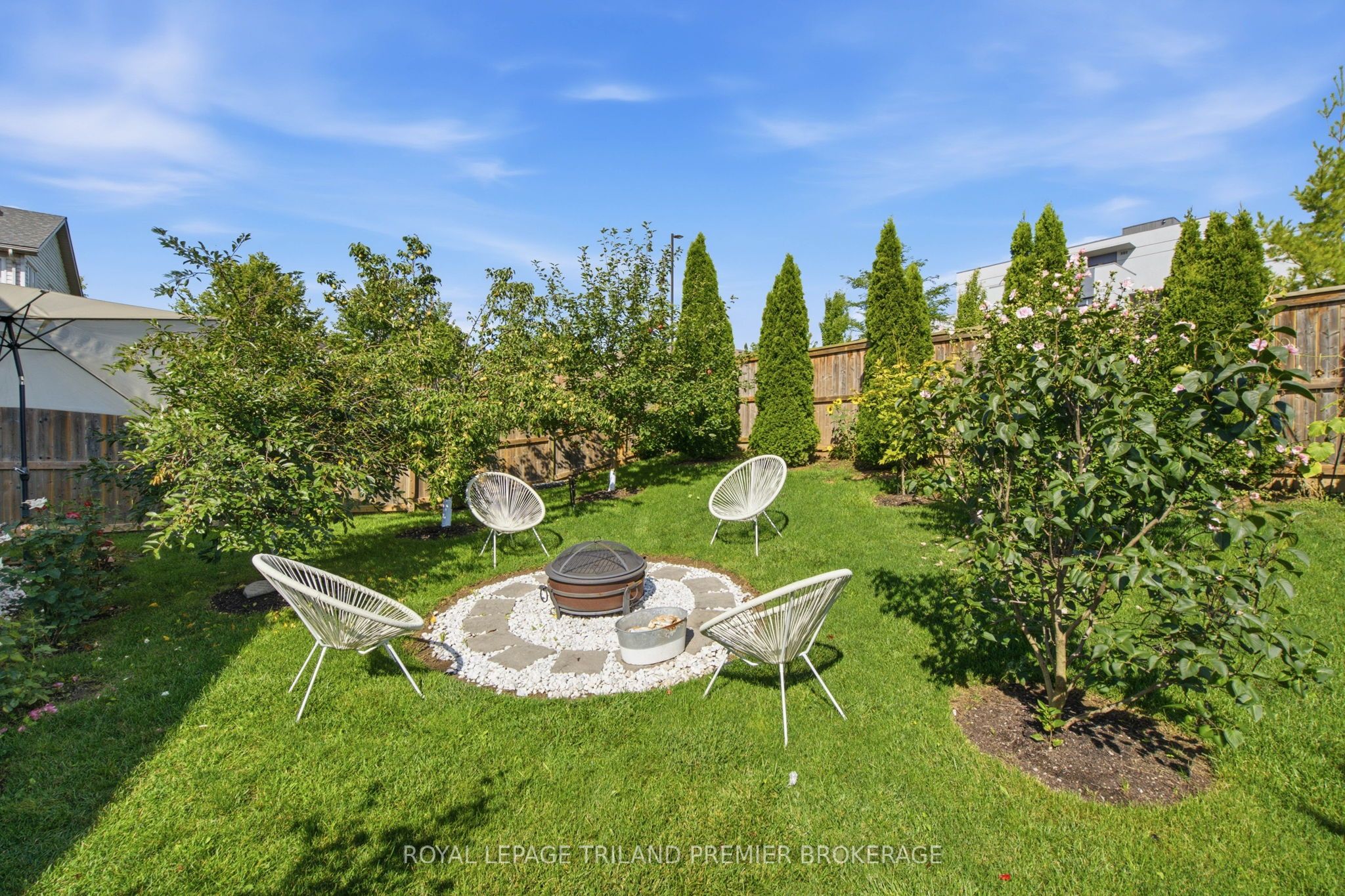 570 Garibaldi Avenue Property Photo 41