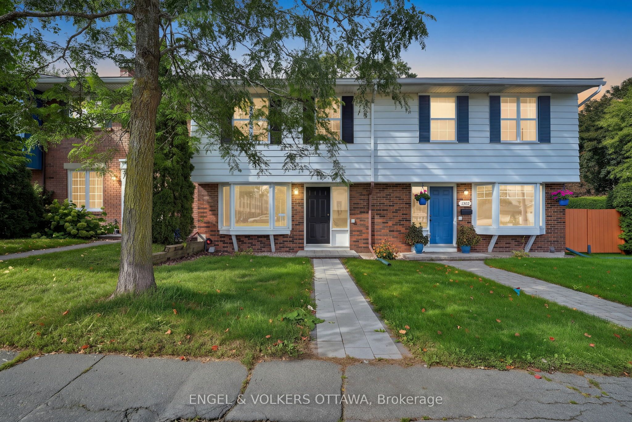 1304 Morrison Drive Property Photo 1