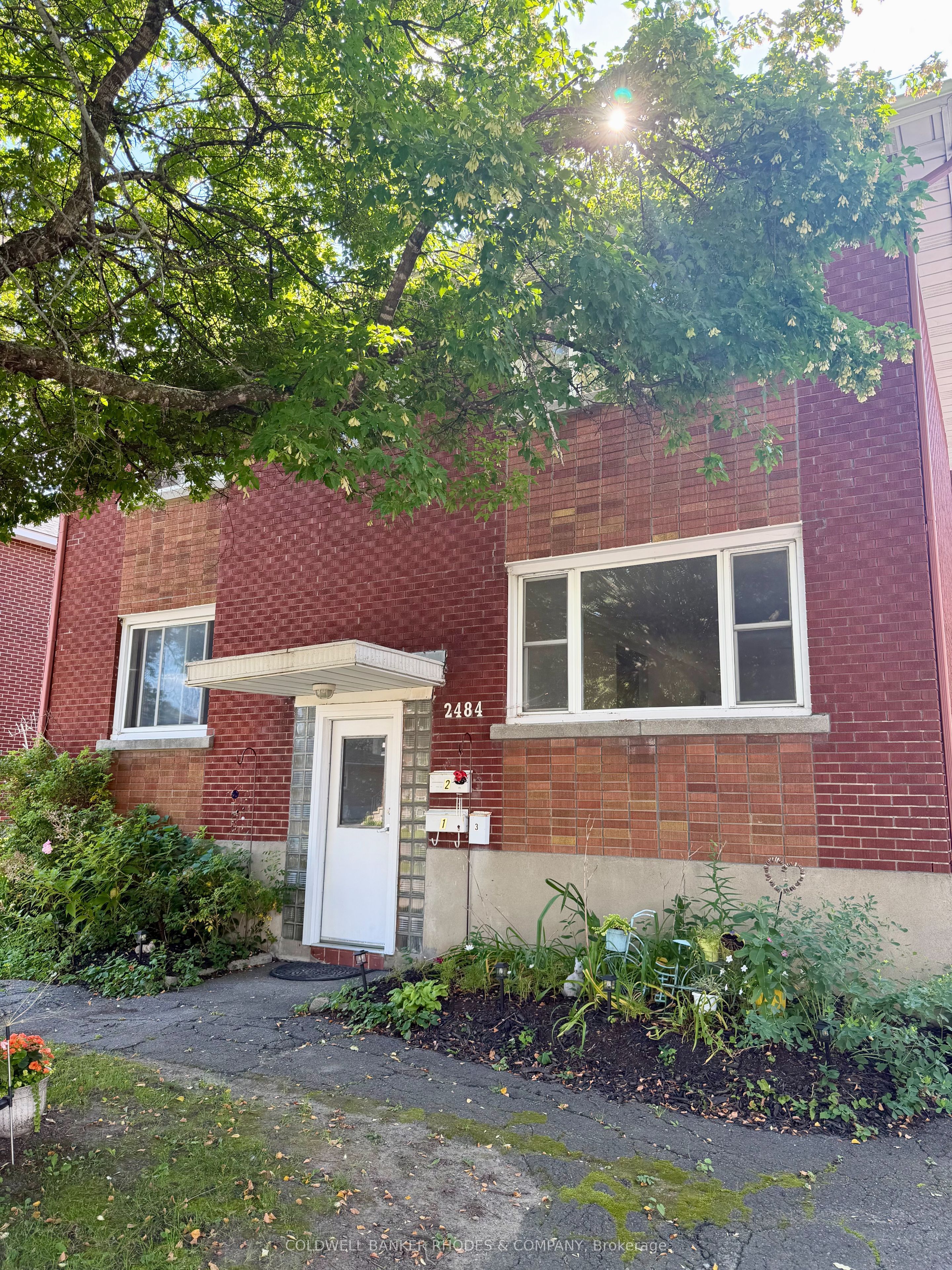 2484 Carlsen Avenue 1 Property Photo 1