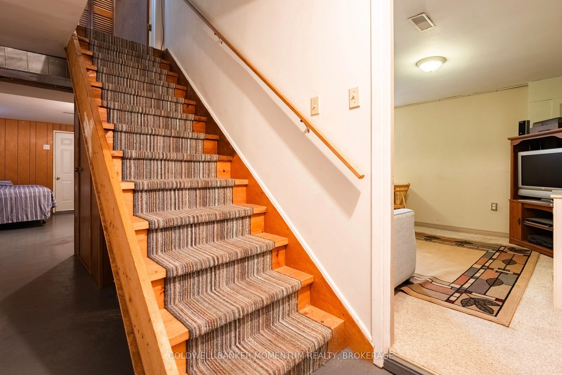 3768 Crystal Beach Drive Property Photo 12