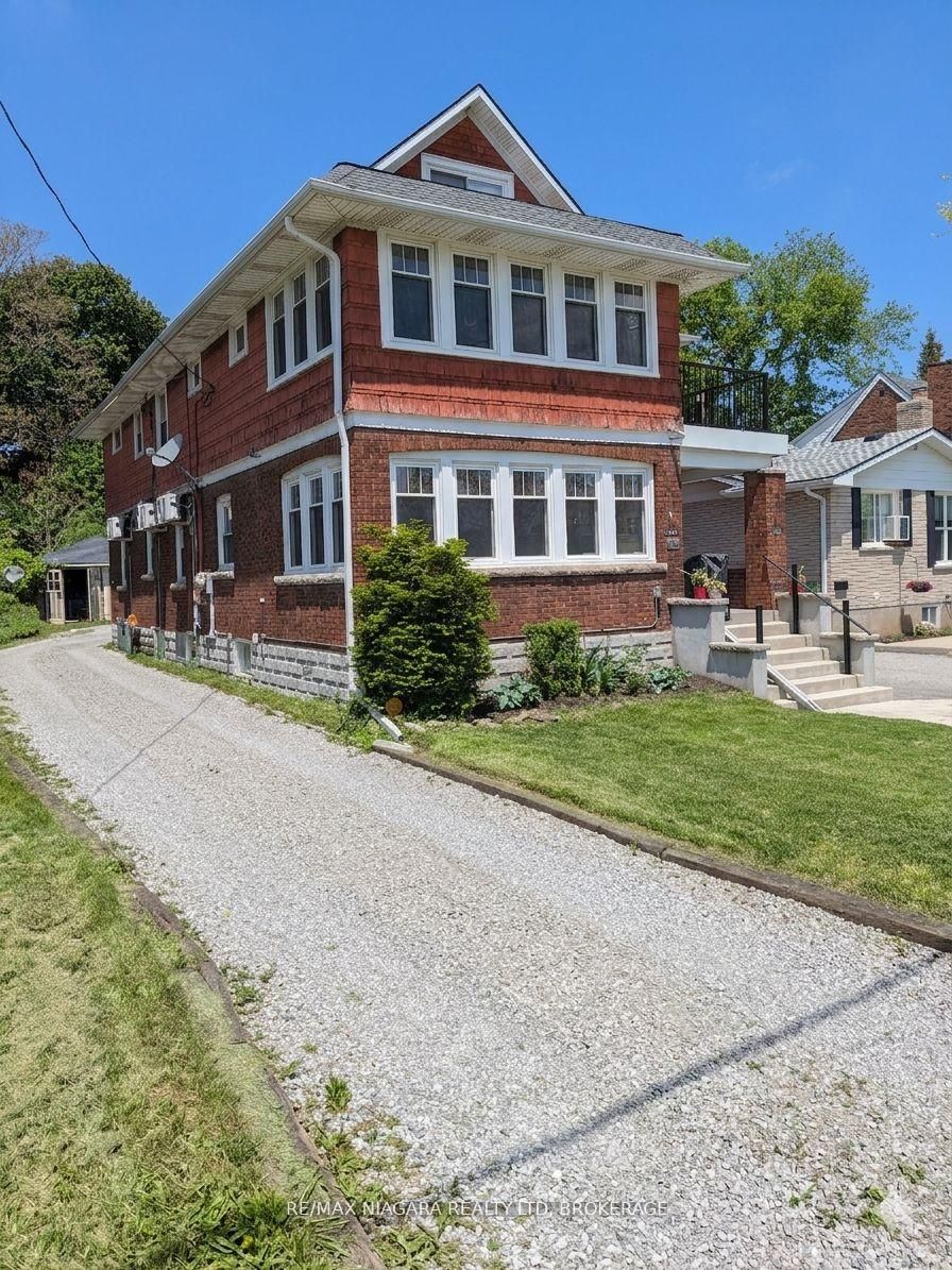 5161-5163 River Road Property Photo 2