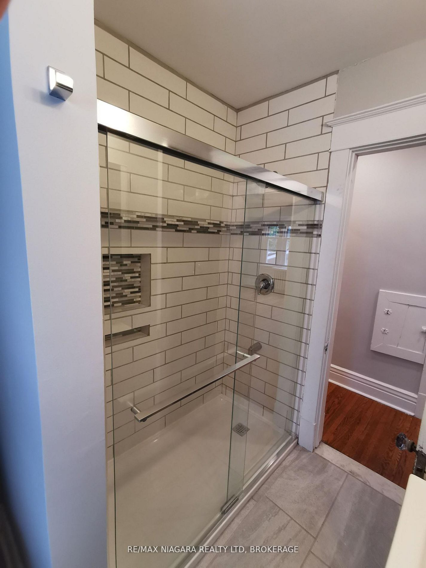 5161-5163 River Road Property Photo 17