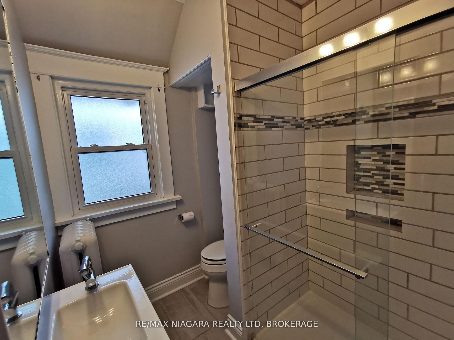 5161-5163 River Road Property Photo 18