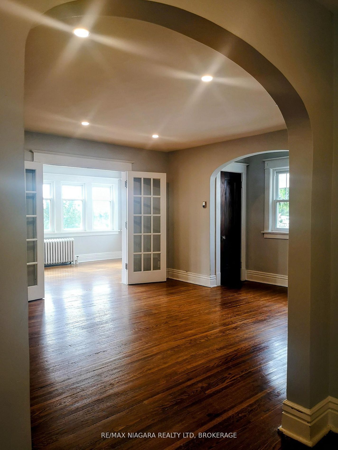 5161-5163 River Road Property Photo 33