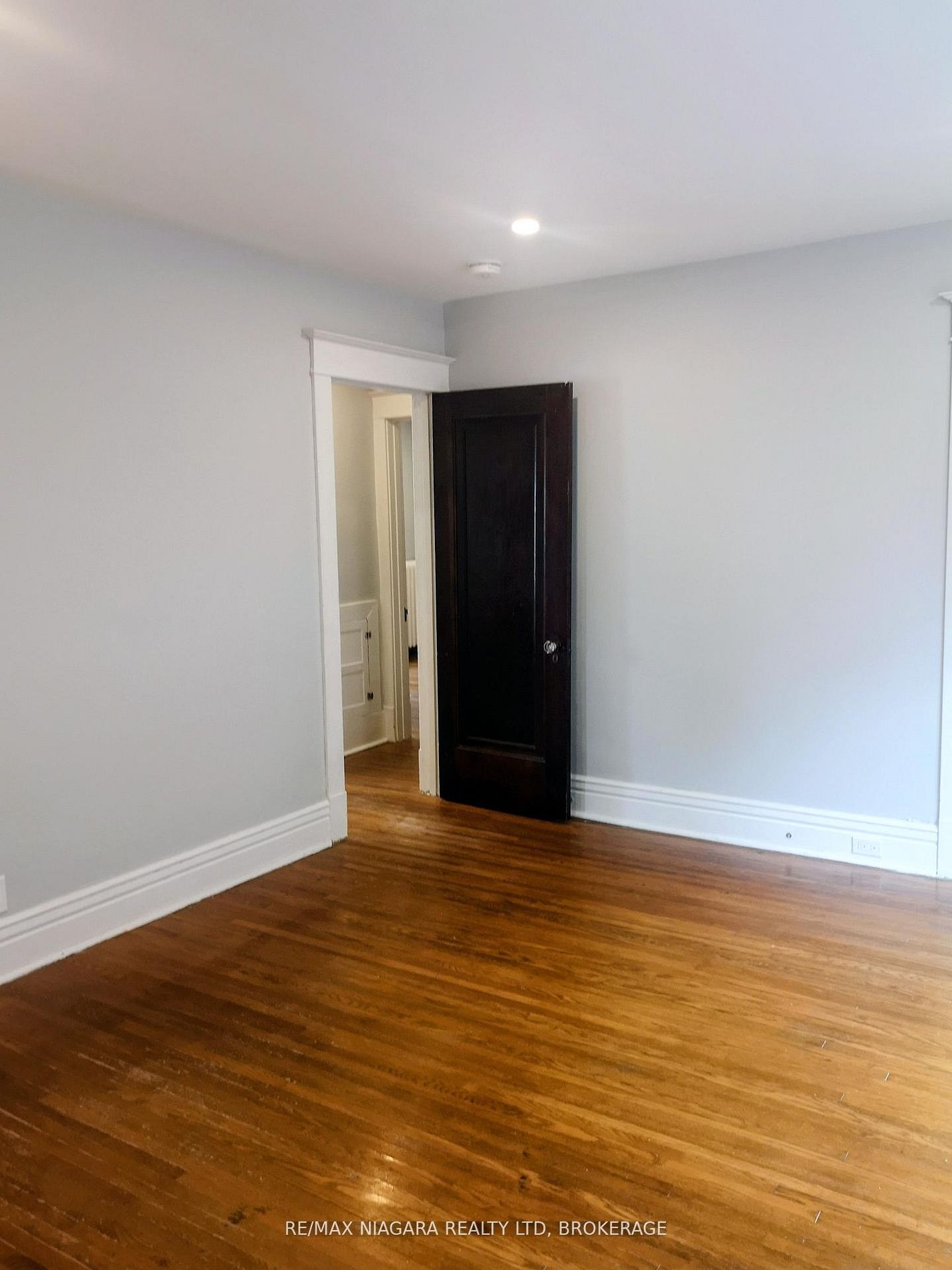 5161-5163 River Road Property Photo 37