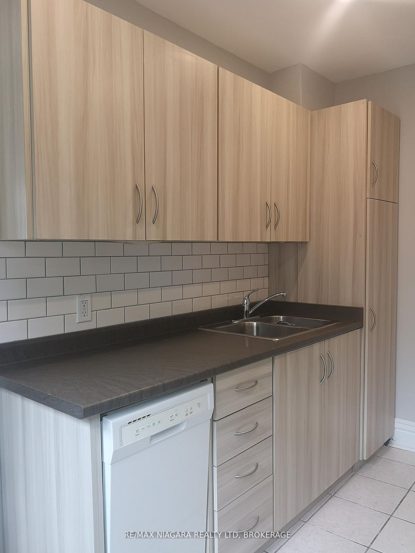 5161-5163 River Road Property Photo 45