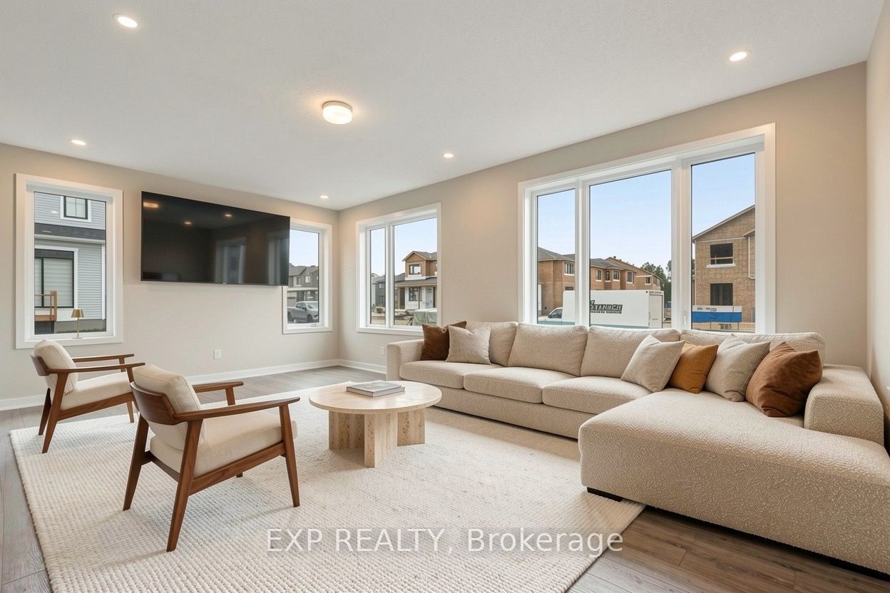 6384 Ottawa St W Street Property Photo 11