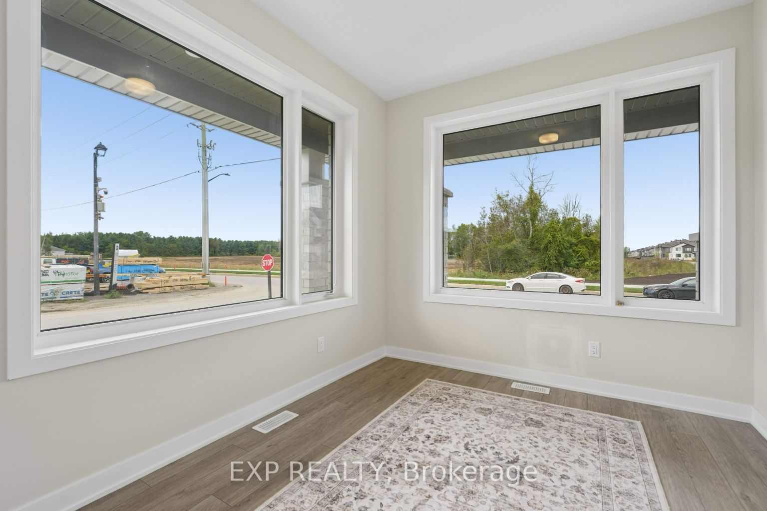 6384 Ottawa St W Street Property Photo 12