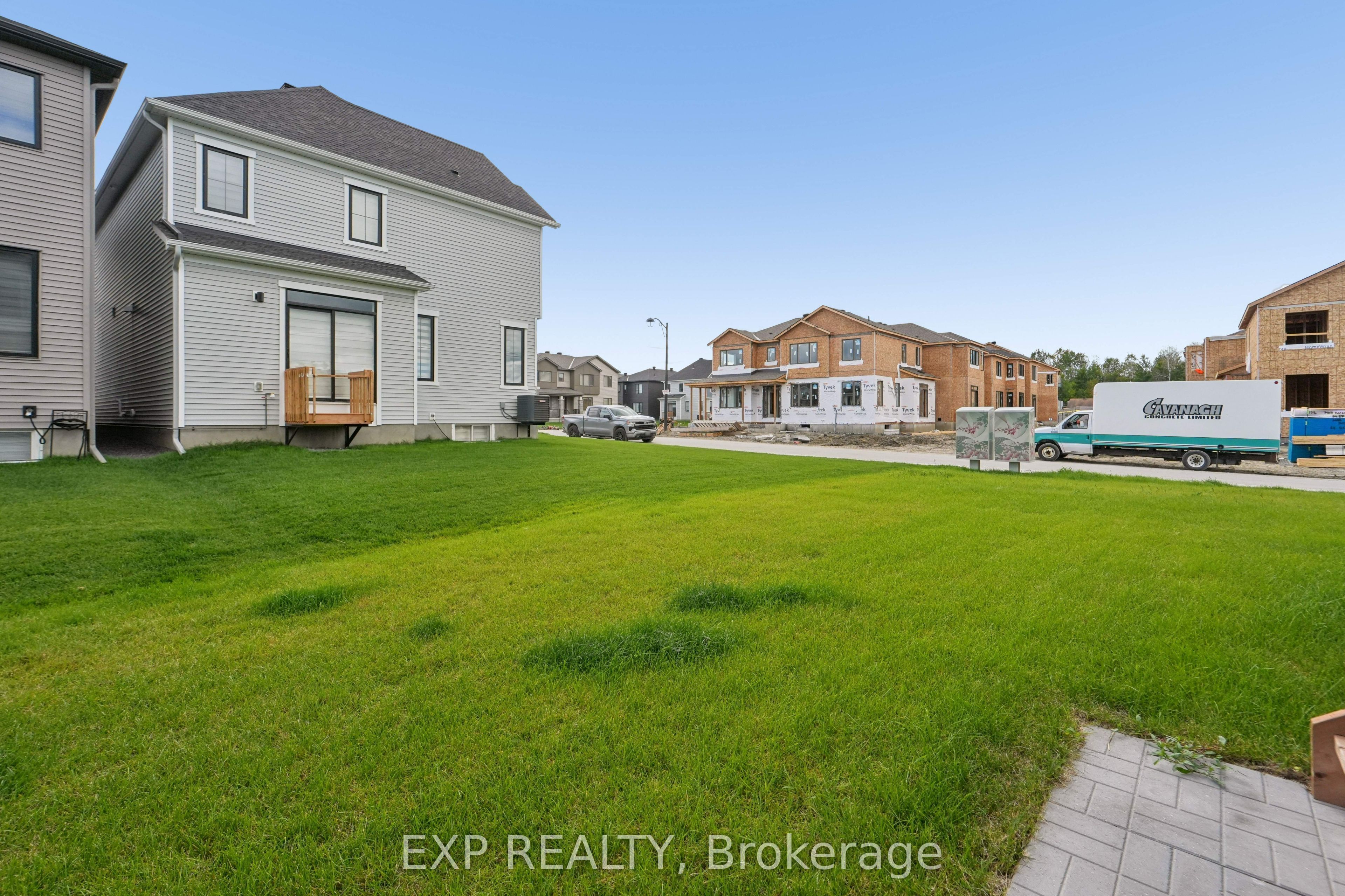 6384 Ottawa St W Street Property Photo 35