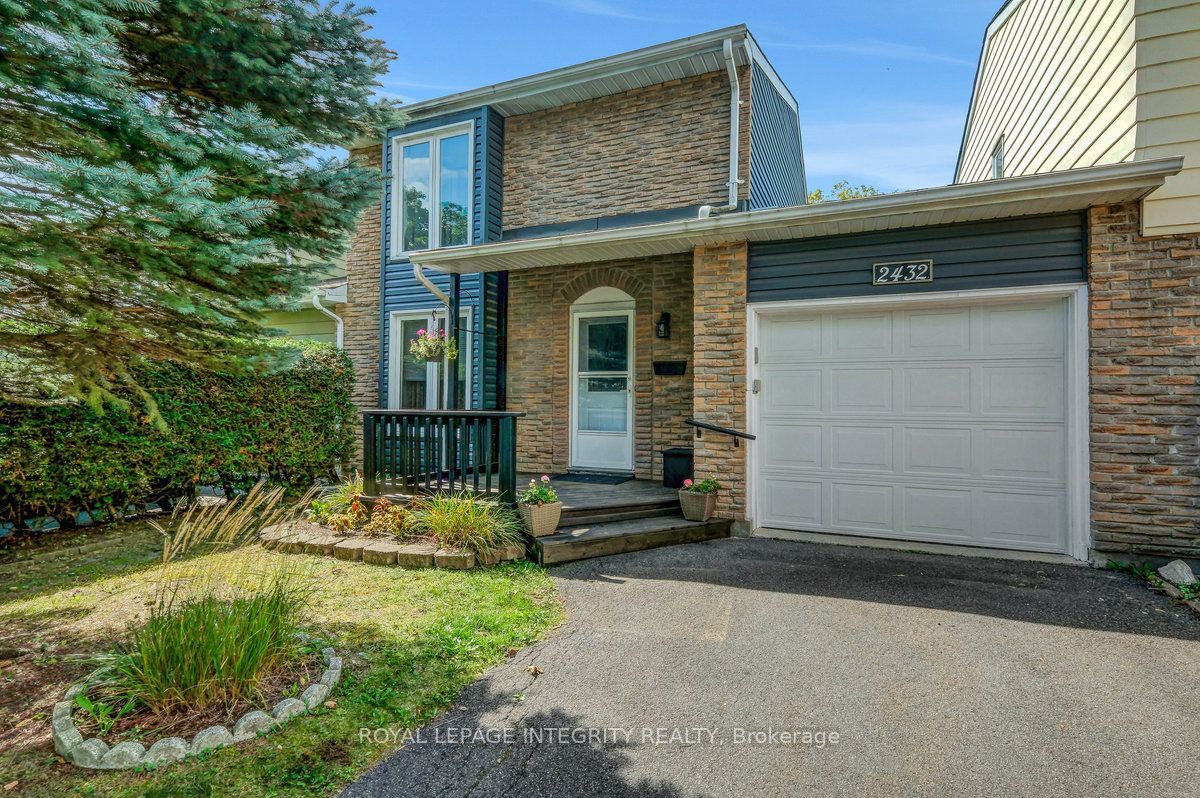 2432 Autumn Hill Crescent Property Photo 1