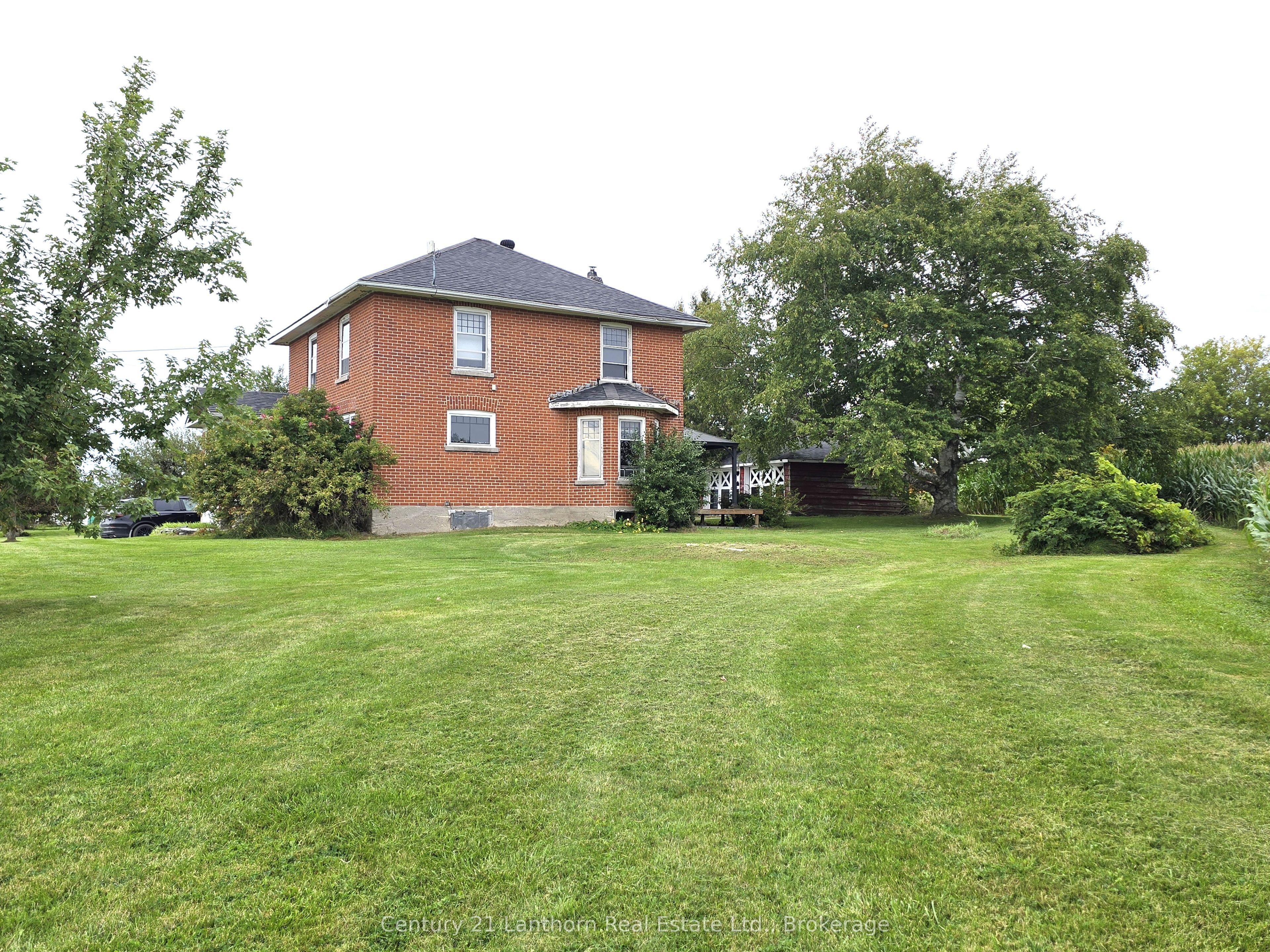 1014 Hamilton Road Property Photo 7